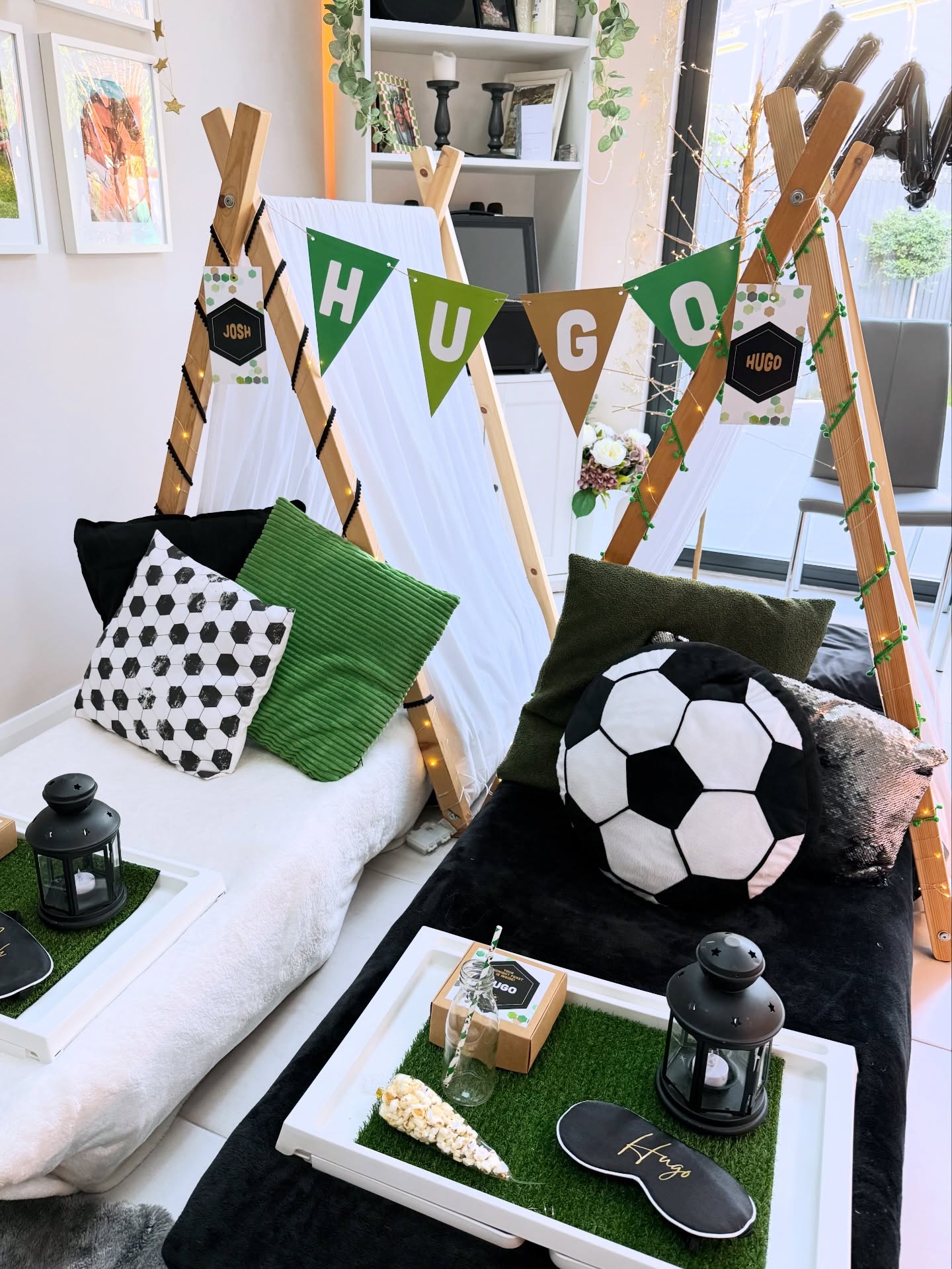 Matchday, but make it bedtime!
⚽️⚽️⚽️
Late nights, big laughs, and dreams of scoring the winner at Wembley. Because even future legends need a good sleep… and snacks.
#LittleLegends #KidsSleepover #FutureStrikers #footballsleepover #sleepovertents