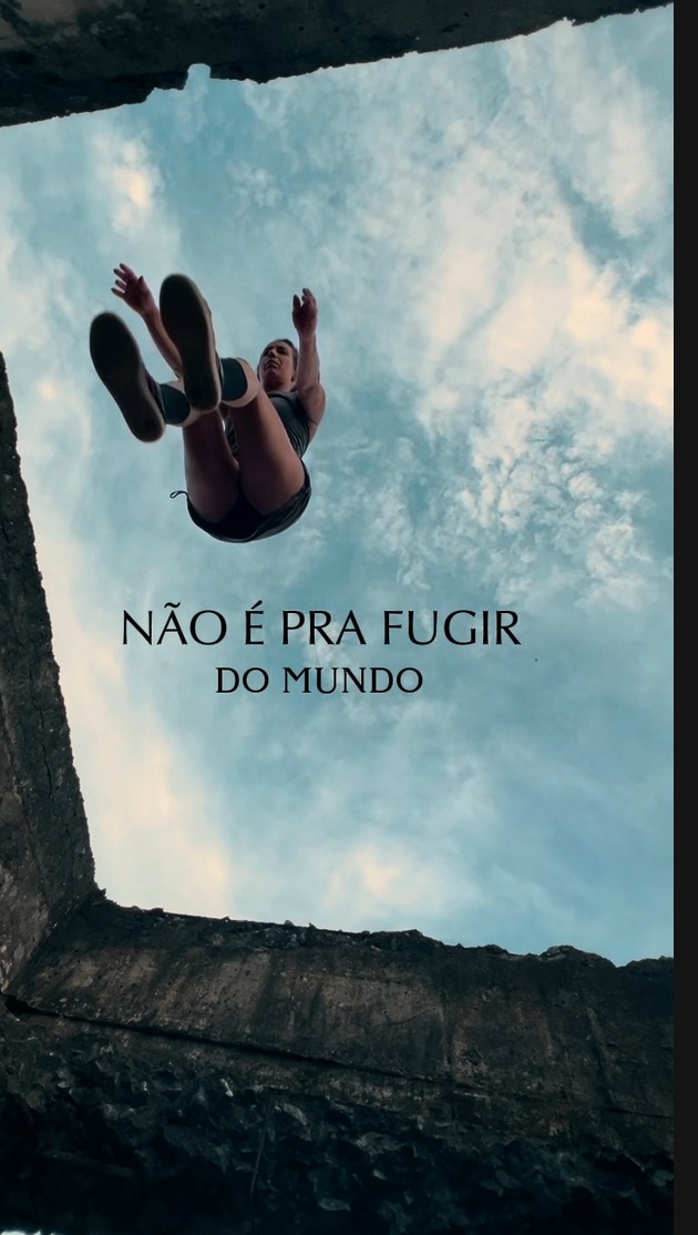 Não é pra fugir do mundo.
É pra aprender a encará-lo com outros olhares.
O movimento ensina mais do que só saltar.
Ensina a decidir, confiar e tentar de novo.
Você está pronto pra ver a rua mudar de endereço?
#parkour #parkourbrasilia #educação
