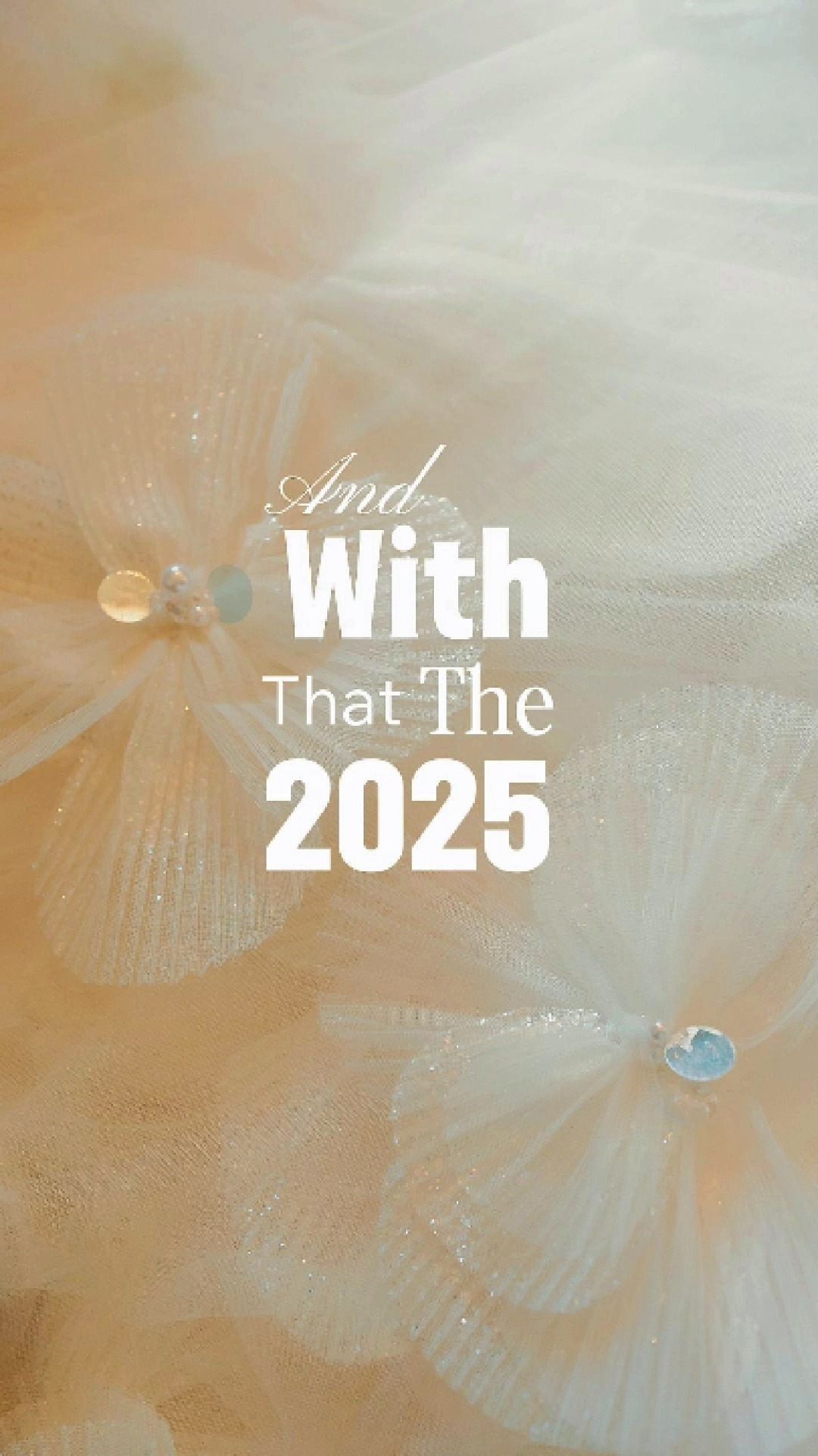 .
2025, what a year โค๏ธ
A collection of unforgettable โI doโsโ, breathtaking locations, happy tears, laughter, and love stories from all over the world.
Every single wedding has been unique, and each one has left a mark on our hearts.
A heartfelt thank you to all our wonderful couples for trusting us with one of the most important days of your lives โ your love, your vision, and your kindness are what make this job so special.
And to our incredible vendors and partners: your talent, dedication, teamwork and passion are what turn dreams into reality. None of this would be possible without you.
Grateful. Inspired. Ready for whatโs next.
See you in 2026 โจ๐ค
#WeddingRecap2025 #GratefulHeart #DestinationWeddings #LakeMaggioreWedding #TuscanyWedding #WeddingProfessionals #Teamwork #LoveStories