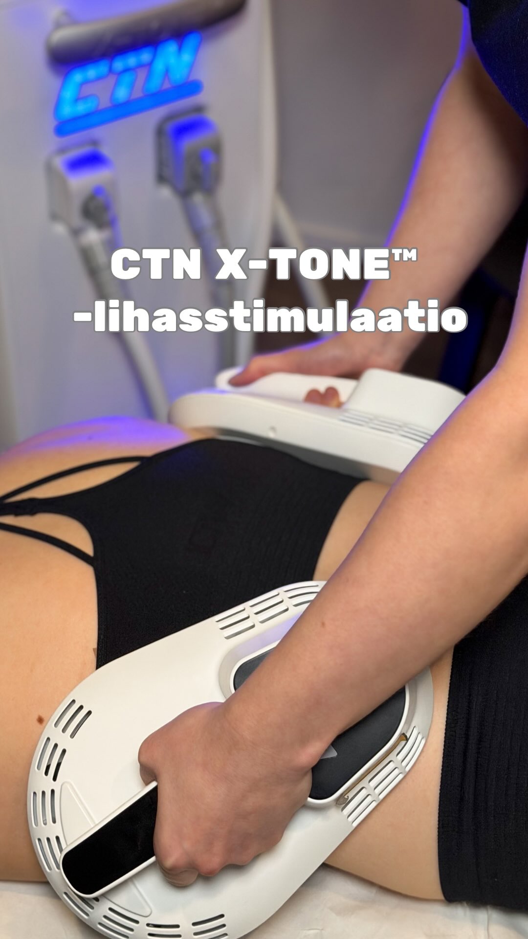 X-Tone Lihasstimulaatiolaite âĄïž
X-TONE on magneettiseen lihasstimulaatioon perustuva hoito, joka aktivoi lihaksia syvÀltÀ ja tehokkaasti. Hoidon aikana syntyy voimakkaita lihassupistuksia, joita ei saavuteta tavanomaisella harjoittelulla. 30 minuutin hoito tuottaa jopa 20 000 voimakasta lihassupistusta, mikÀ vastaa jopa viiden tunnin kuntosaliharjoitusta!
Magneettinen lihasstimulaatio kohdistuu tarkasti valittuihin lihasryhmiin ilman nivelten rasitusta tai lihaskipua. Hoito on miellyttÀvÀ ja turvallinen!
X-TONE soveltuu lihasten vahvistamiseen ja kiinteyttÀmiseen, palautumisen tukemiseen sekÀ kuntoutuksen ja harjoittelun tÀydentÀmiseen.
X-TONE - Pelvic Trainer lisÀvaruste on suunniteltu lantionpohjan lihasten vahvistamiseen. Se auttaa mm: tukemaan ryhtiÀ, tukee synnytyksen jÀlkeisessÀ palautumisessa sekÀ vahvistaa tehokkaasti lantionpohjanlihaksia!
Varaa aikasi nyt ja tule testaamaan uutta tehokasta X-Tone lihasstimulaatiolaitetta! đ€©