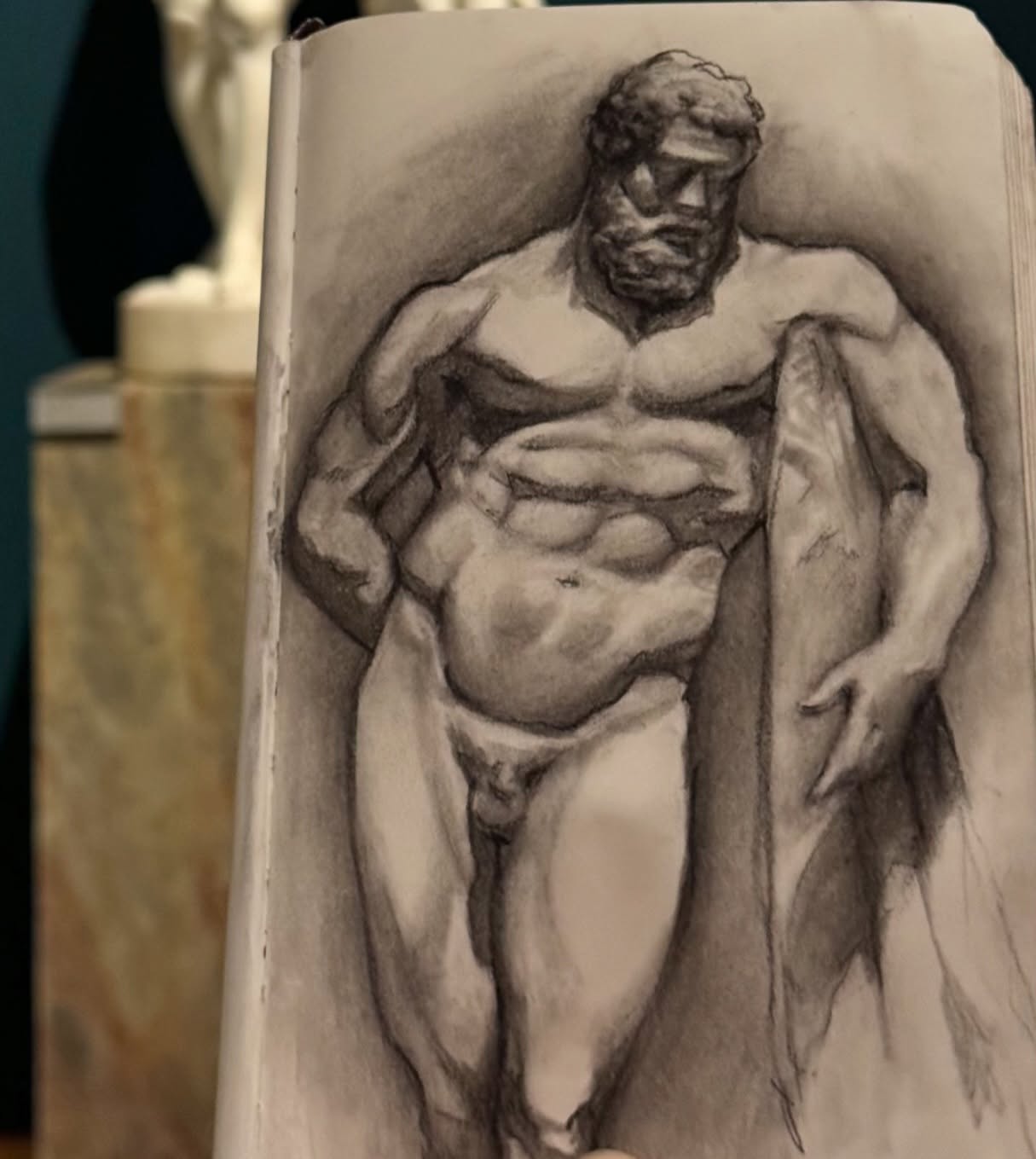 Souvenirs 2025 dans mon carnet à croquis
Reprendre le plaisir de dessiner de manière plus régulière 🌟
.
#dessin #Draw #carnet #artwork #carnetdecroquis