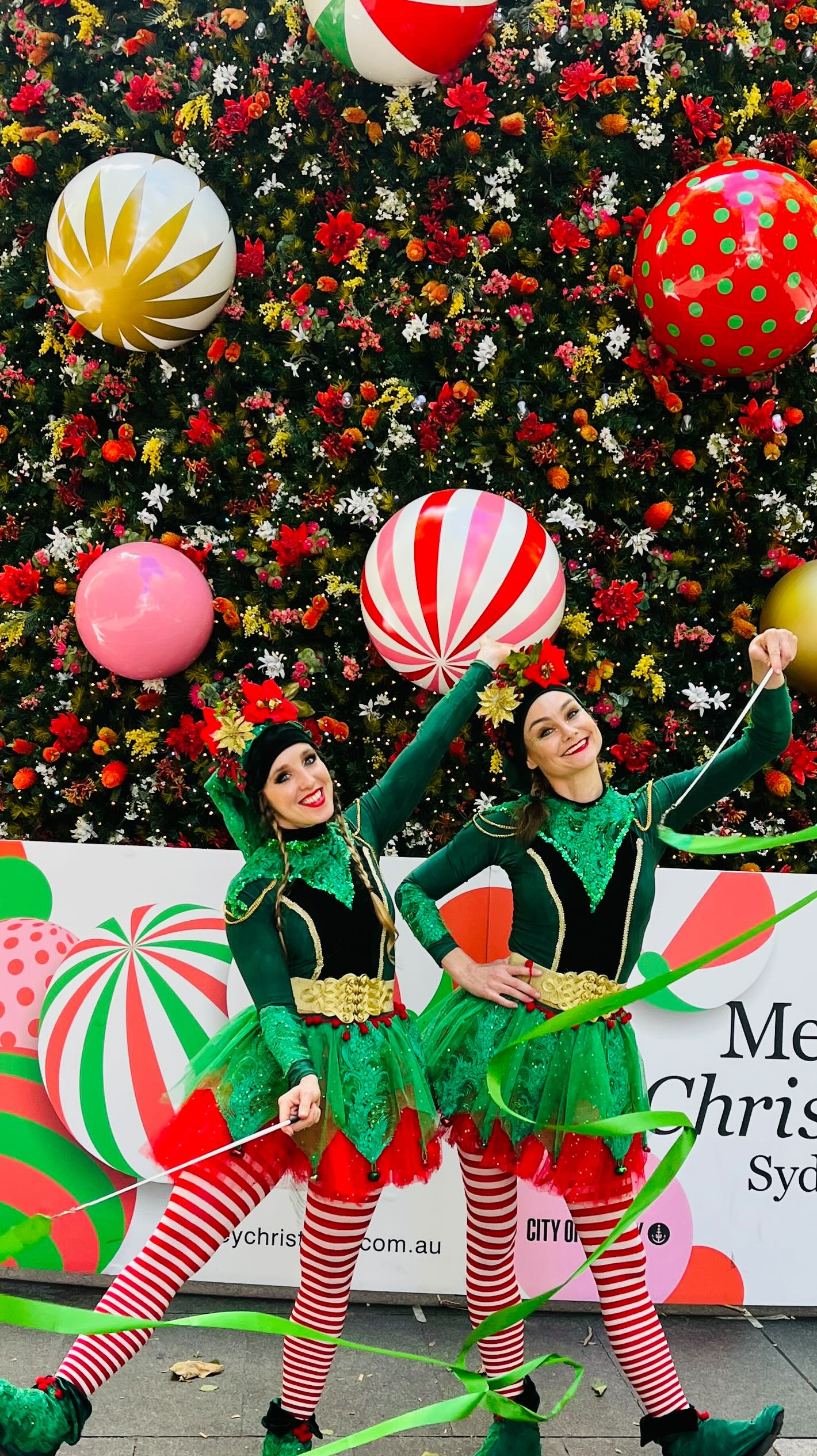 A little late… 🎄💫
We’ve just come up for air after a huge Christmas season, so many magical moments across Sydney.
Huge love to all the incredible performers, clients, and audiences who danced, smiled, and celebrated with us.
Here’s to more joy, more glitter, and more unforgettable moments in 2026 ❤️✨
#DanceCircus #ChristmasEntertainment #SydneyStiltWalkers #LEDActs #SydneyRovingActs