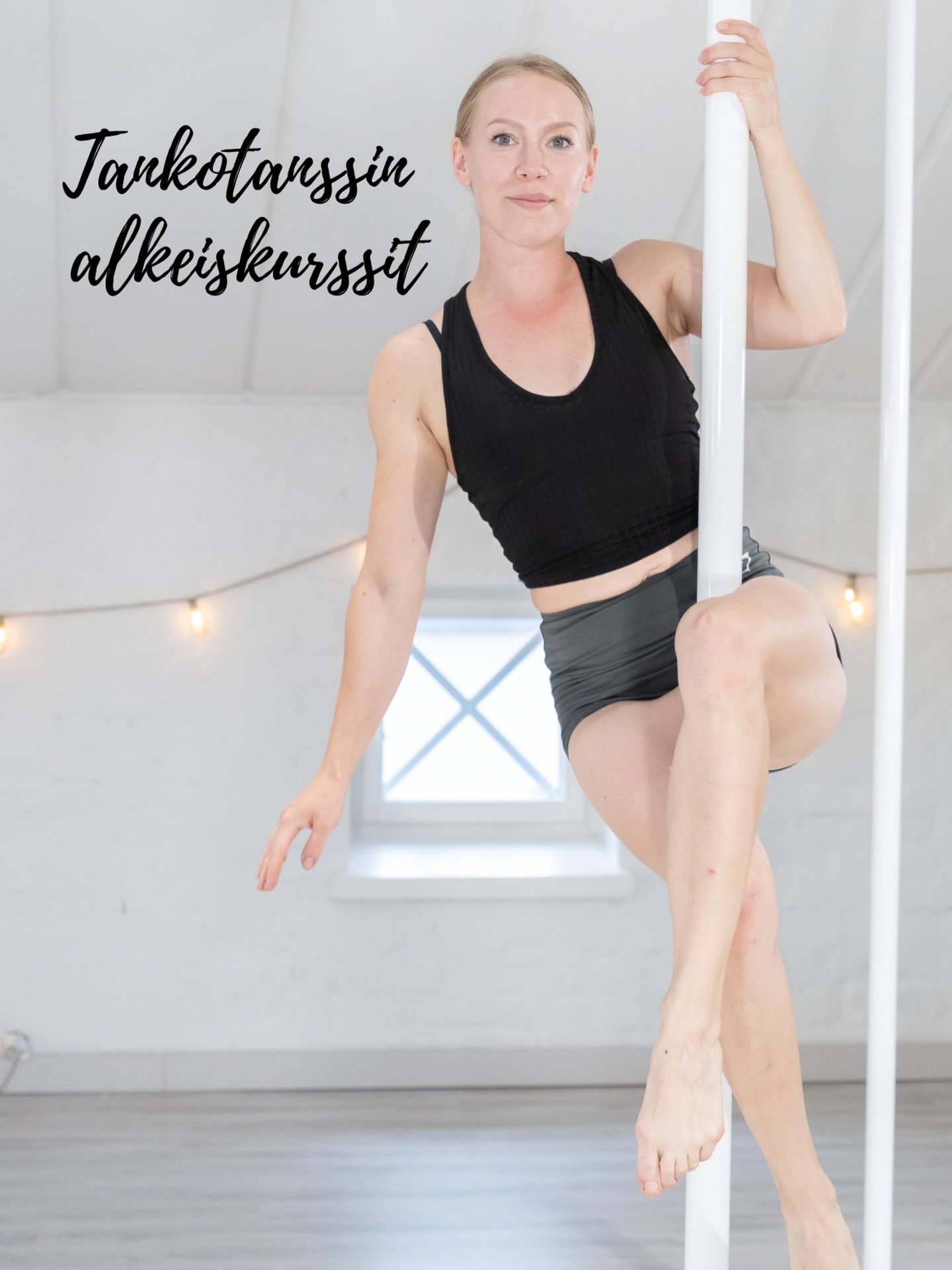 Tankotanssin alkeiskurssit 💃🏼
💫Tankotanssin alkeet 10 x kurssi
ma klo 19.15-20.15
Ohjaajana Julia Vilmunen
(12.1.-16.3.)
Hinta 160€
💫Tankotanssin alkeet 5 x kurssi
la klo 14.15-15.15
(10.1.-14.3.)
Ohjaajana Sky G. Ertas
Tarjoushinta 55€
Tankotanssin alkeiskurssi sopii aloittelijoille tai pitempään taukoa tankoilusta pitäneille harrastajille. Kurssilla harjoitellaan erilaisia pyörähdyksiä tangon ympäri, asentoja tangolla sekä kokeillaan inverttiä eli pää ylösalaisin menoa. Tankotanssi on hauska harrastus, jonka voi aloittaa ilman aiempaa liikuntataustaa. Kurssin jälkeen voit siirtyä treenaamaan 1 tai 1-2 tason tunneille.
Mukaan tarvitset shortsit, pitkät housut, topin, juomapullon sekä pienen pyyhkeen tangon pyyhkimistä varten.
Varas paikkasi Roof Aerial Club Appissa tai selainversiossa, jonka linkin löydät linkkupuustq ja nettisivuilta!
Kurssit kuuluvat Clubilaisuuteen, mutta varaa silti paikkasi kurssille varausjärjestelmän kautta.
📸: @takayamaproductions
#tankotanssi #roofaerialclub #malmi #alkeiskurssi #harrastus