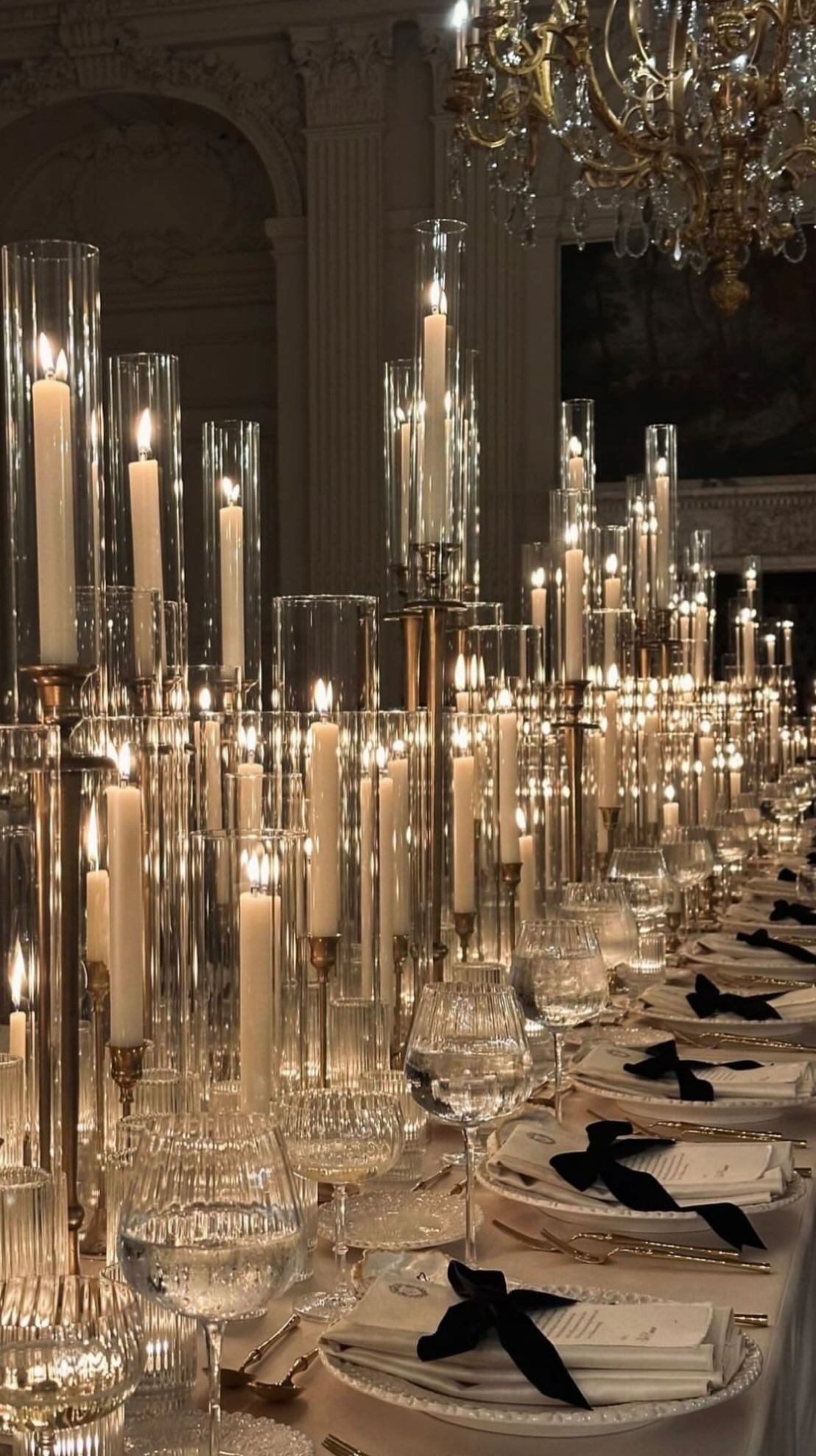 The Grand Finale. ✨
Ending 2025 at Hampton Manor was the ultimate new years vibe.
My bride Katie’s makeup was giving pure glamour to match that black-tie, winter-luxe aesthetic.
The dress? All sparkle. The bridesmaids? Iconic in red velvet. The vibe? Unmatched. 🥂
With help from the lovely @doneupbeauty_ as my second artist,We polished off 8 glam looks with so much time to spare. Everything was seamless, chic, and so glamorous ✨
If the Danielle Louise signature glam & glow and a sophisticated wedding day experience is on your goals list for 2026….
💌 DM to check my availability or click the link in my bio to enquire.
Happy New Year
Love, Dani x
#quietluxury #westmidlandsmakeupartist #worcestershiremakeupartist #hamptonmanor #cotswoldmakeupartist