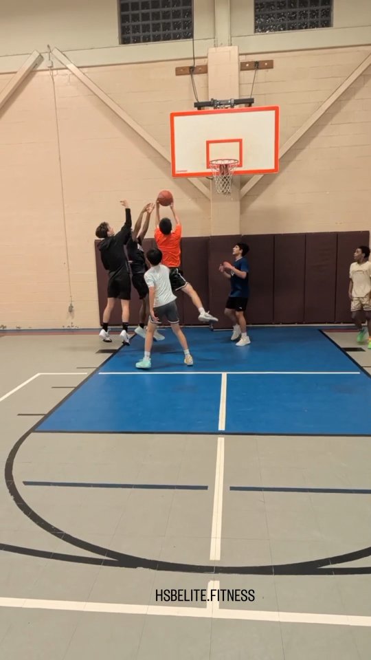 Give your child the court, the confidence follows. 🧡🏀
#YouthSports #ParentSupport #BuildConfidence #basketballfamily