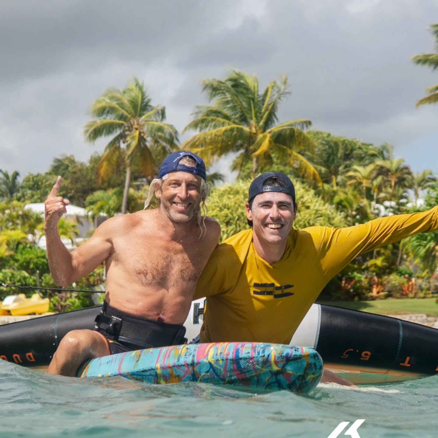 Toute l'équipe vous souhaite une superbe fin d'année, plein de vent pour 2026, de session entre pote et de smile !
On se retrouve sur le spot pour plein de projet 😎🥳
#kawana #wingfoilschoolguadeloupe #wingfoil #guadeloupe #caribbeanlife