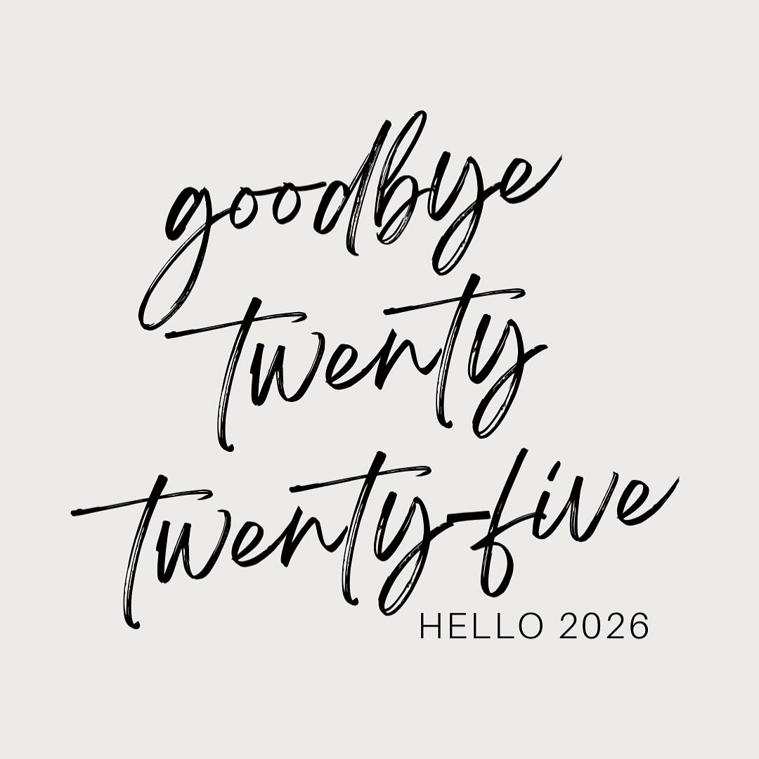 Wishing everyone a very happy Nee Year, filled with peace, health and happiness ❤️
2025 was a good year and difficult year in equal measure but I am excited to be entering 2026 in a totally different headspace with lots of exciting things to be looked at further!
Thank you to everyone who supported, encouraged or just listened to me vent last year - there was a lot of that 🤣🤣
Much love Abigail x
#newyear #2026 #smallbusinessowner