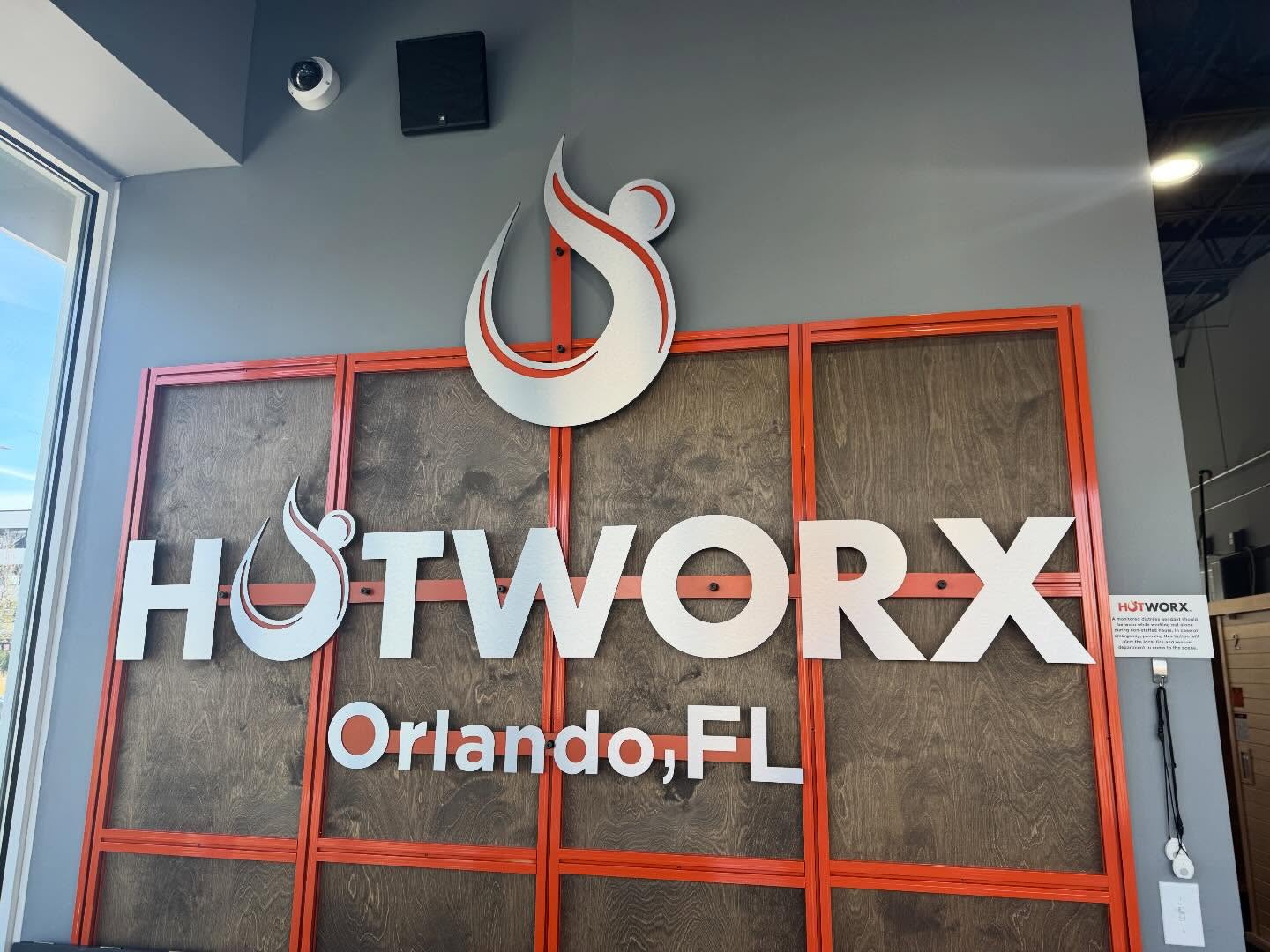 Fired up to start the new year with a new workout routine at @hotworx @hotworxorlandocollegepark