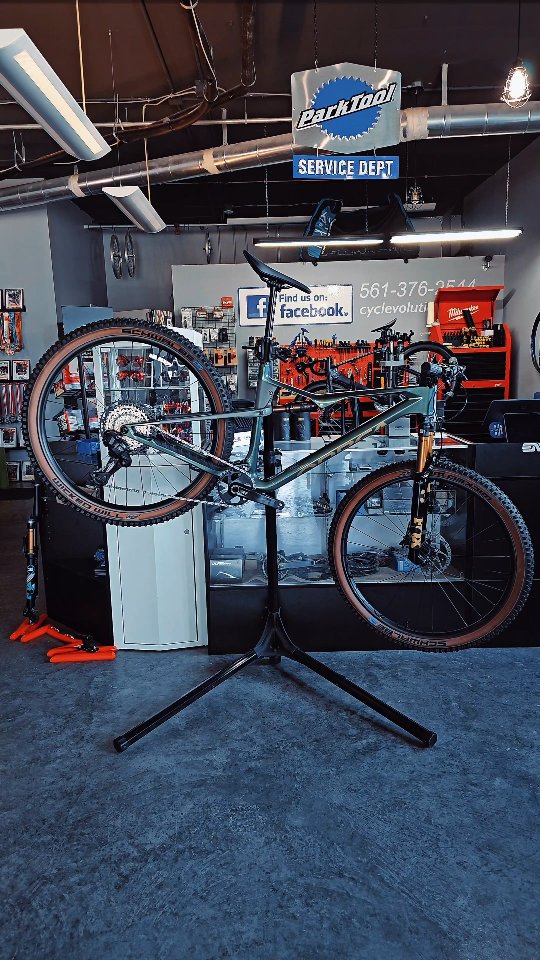 @orbea
@rideshimano
@schwalbe_mtb
@fox
@fizikofficial
#cyclevolution #smallbusiness #bikelife #bikepic #bikelove bikeshop bicyclelife bicyclelife bikeshoplife localbikeshop supportlocalbikeshop delraybeach delray a1aflorida roadbike shopsmall