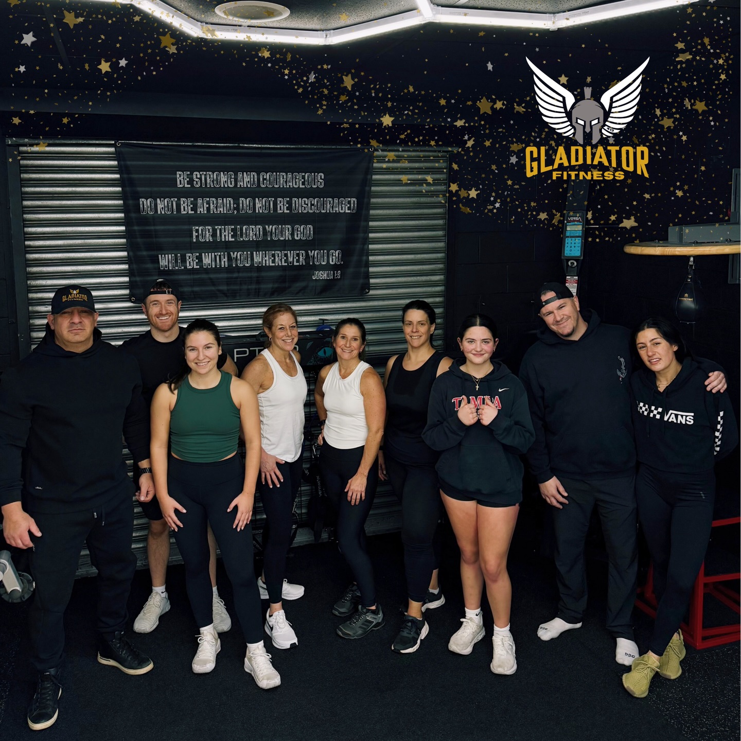 🎆 Starting the year strong 💪🔥 Day 1 — done ✔️ Surrounded by strength, there’s no better way to kick off a powerful 2026. Happy New Year from Gladiator Fitness! 🗡️