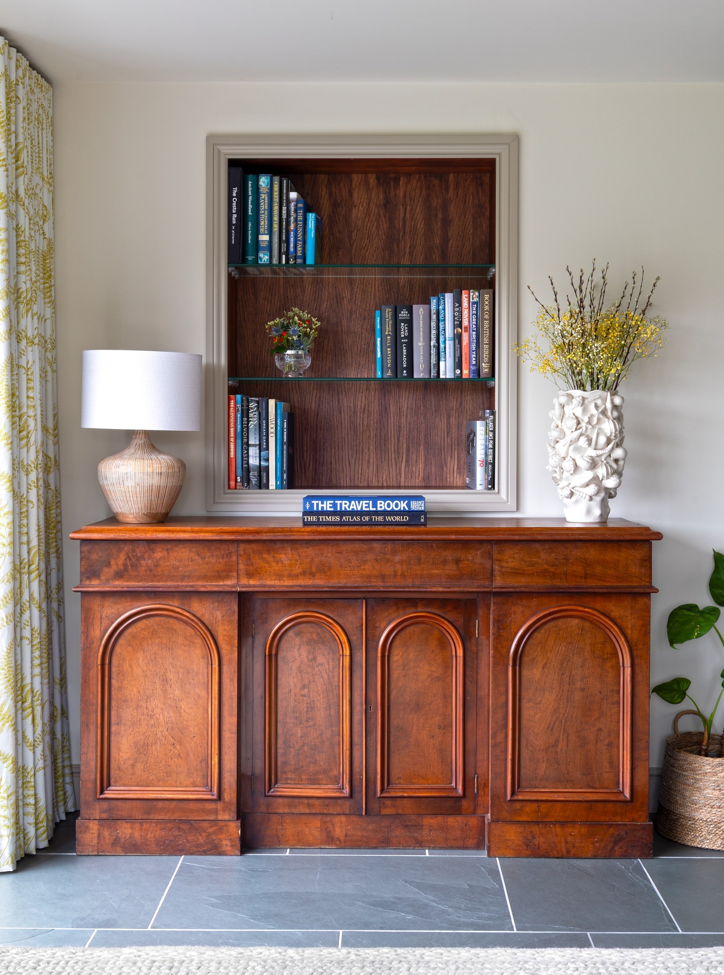 For our final post of 2025, we wanted to share a detail shot of this beautifully restored mahogany unit that we worked on, originally from the village pub, The Three Shires In.
To complement the piece, we used mahogany reclaimed from a 120-year-old piano that had sadly reached a point beyond repair.
At Borg Woodwork Designs we take great pride in working sustainably and in respecting the craftsmanship of those who came before us — whether that’s preserving their work or incorporating what remains into new pieces that allow their legacy to live on.
We’d like to wish everyone a very Happy New Year and our best wishes for the year ahead!
📷: @lloughton_photography
📩 DM us or email: contact@borgwoodworkdesigns.com
.
.
.
.
.
#Woodwork #WoodworkingCommunity #WoodworkingDesign #WoodArt #Handcrafted #HandmadeDesign #ShopSmall #SupportSmallBusiness #WoodworkingLove #WoodworkingLife #TimberCraft #RusticDecor #ModernWoodwork #renovation #homerenovation #homeimprovement #interiordesign #homedesign #restoration #heritage #renovationuk #builtins #carpentry #furniturerestoration #pianorenovation #craftsmanship #stairs #mahogony