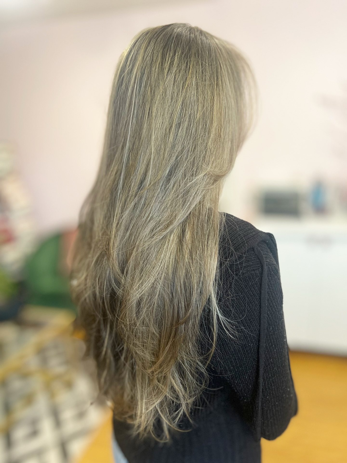 And the year goes out with a Bang! 💥
.
The outcome of this beautiful blonde made the hours it took to get there so worth it.
.
.
#hairbybettina #sononacounty #santarosastylist #santarosablondespecialist