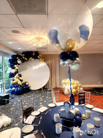 Luxury balloon centerpieces that turn birthdays into unforgettable celebrations ✨
We create oversized clear balloons filled with custom mini balloons, perfectly paired with elegant balloon arches for a high-end birthday party look 🎉
From color matching to flawless setup, every detail is designed to elevate your event.
Our luxury centerpieces are perfect for birthdays, private parties, and stylish celebrations of any age 🤍
Save this Reel for party inspiration and contact us to design your next luxury birthday setup 🎈
#luxuryballoons #ballooncenterpiece #birthdaypartydecor #luxurypartydecor #balloonarch eventdecor birthdayinspo balloonstylist partydecorideas southfloridaevents birthdaydecor