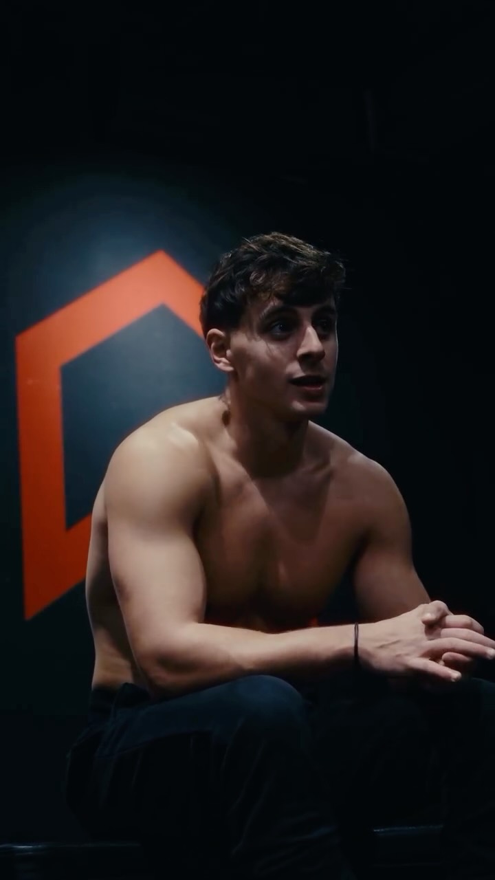 2025 shaped what Shed’s all about.
This year is about growth. New places. Bigger vision.
Collaborations matter. With brands like @thisisabrazo , we keep building the community and the brand.
Let’s get after it.