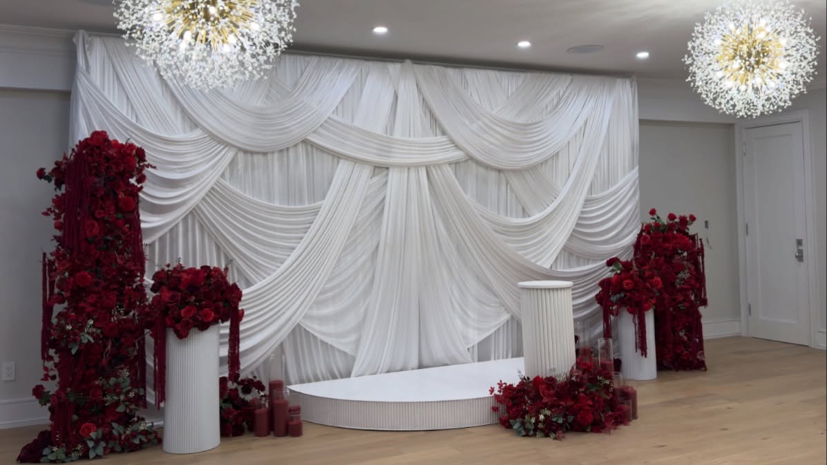 Sveta’s 21st Birthday
.
.
Decor & Styling- @evenwoodpartydecor