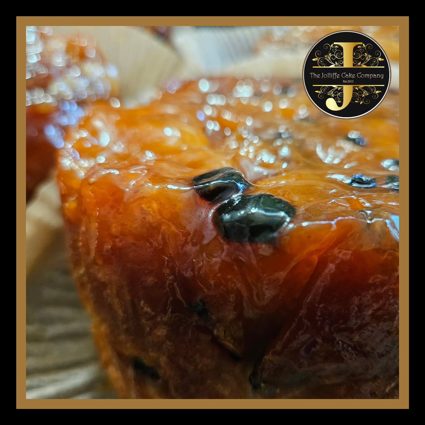 Happy 2026! May your year be Happy, Healthy and Safe! We are now back open to take orders for 1st dispatch of the year on Tuesday 6th January. #2026newyear❤️ #openforbusiness #happynewyear2026❤️ #thejolliffecakecompany #cake #lardycakebypost #lardycake #orderonline #cakecompany #cakebusiness #woodley #wokingham #berkshire #rdguk #uk