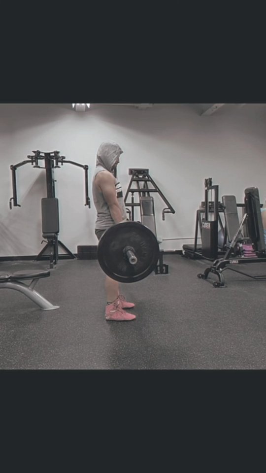 💥Do you crave power ?💥
let's work on your deadlifts, we can build some solid muscle and improve your athletic performance 💪🏾.
It also helps you pick up heavy things around your house or your small (or large ) puppies 🐶
#buffalotrainer #buffalofit #buffalopersonaltrainer #personaltrainerny #healthcoach