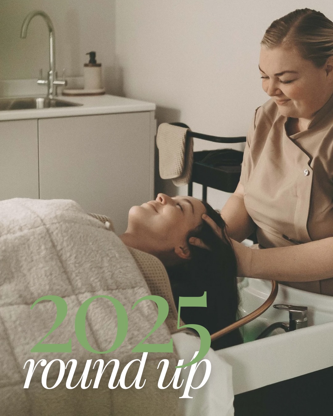 A year of realignment, brave choices, and quiet growth. Learning when to pause, when to pivot, and when to trust what feels true.
So grateful for every connection, collaboration, lesson, and human who trusted me and this space. Thank you for being part of a year that changed me in the best way. 🤍
#wellness #growth #reflectandreset #2025reflections