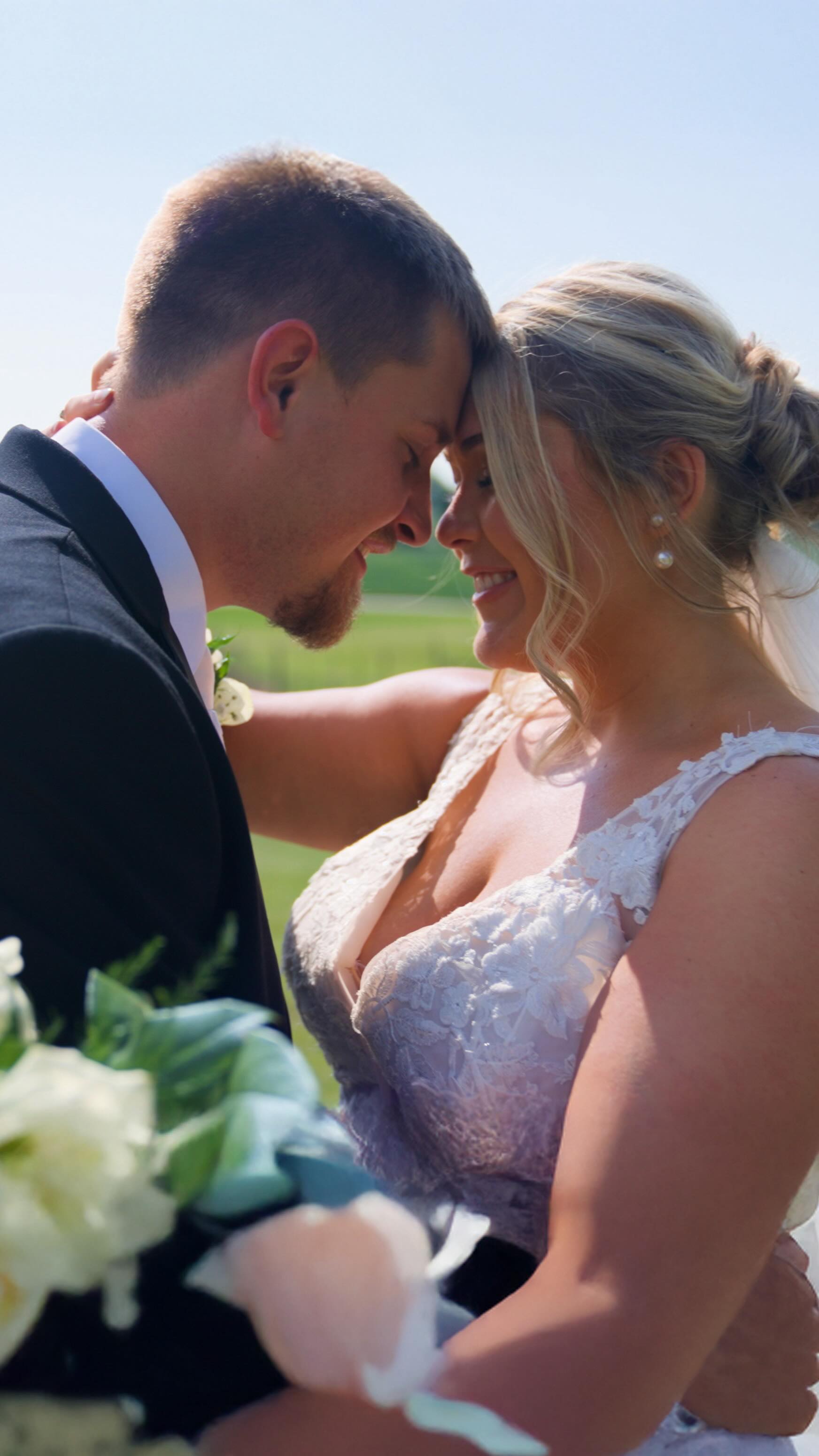 Colton & Selina Wedding Highlight Video
•
•
•
•
•
#weddinghighlightvideo #weddingvideo #weddingvideography #wisconsinwedding