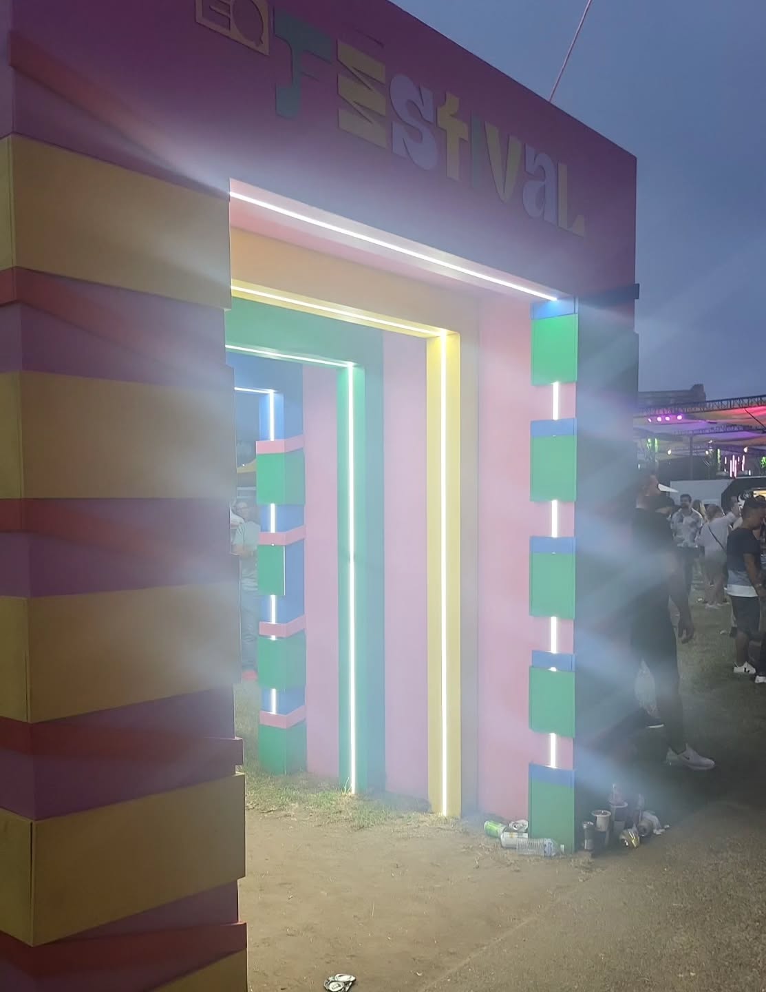 After clarity comes something quieter, but more important:
steadiness.
Not excitement.
Not hype.
Just that grounded feeling of “okay… I know where I stand now.”
This is usually the moment people stop catastrophising.
They stop Googling at midnight.
They stop assuming every delay means they’ve failed.
Because once you understand your position, you can make decisions without panic.
You can plan instead of brace.
You can take the next step when it actually makes sense.
Mortgage broking, at its best, isn’t about urgency.
It’s about removing noise so you can think clearly.
And clarity doesn’t rush you — it supports you.
Slow. Informed. Intentional.
#singlemom #womenandwealth ##mortgagebrokeraustralia