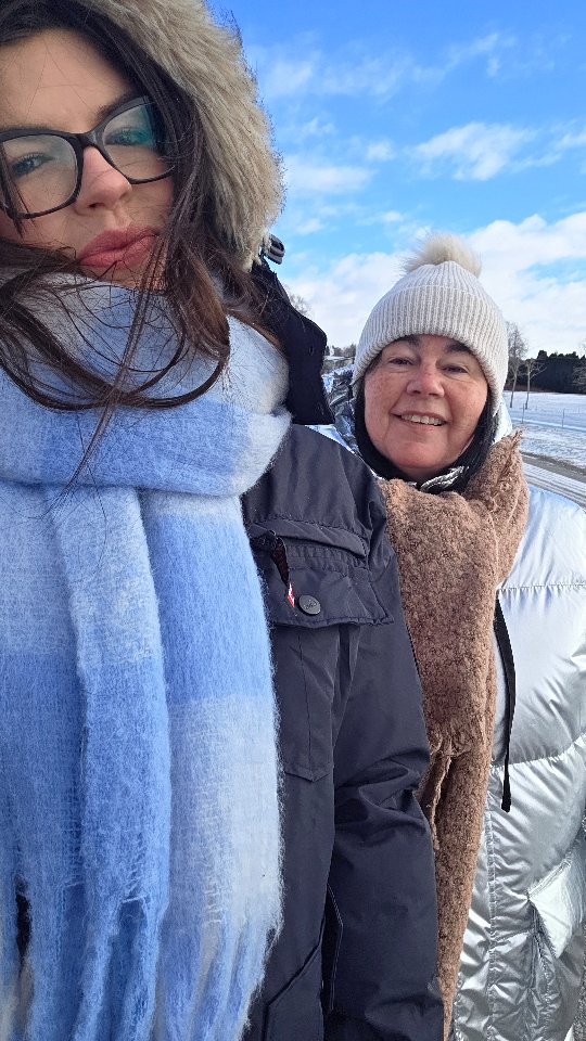 ✨ Thank you, 2025 ✨
We started this year a little differently, with a freshly renovated boutique and big dreams for what was ahead. Since then, we’ve welcomed so many beautiful new brides, traveled to Barcelona Bridal Fashion Week, explored new bridal collections, and collaborated with lot's of amazing industry experts.
None of this would be possible without our incredible brides, designers, and community who trusted us every step of the way.
We’re so grateful for all the moments, milestones, and magic this year brought and we cannot wait to see what 2026 has in store.
Here’s to 2026, let's make it a good one 🤍
Appointments for the new year are now open, we can’t wait to welcome you.
📞01724 645 058
📧 hello@elizabethkatebridal.co.uk
📱www.elizabethkatebridal.co.uk
📍128 High Street Crowle DN17 4DR
#LuxuryBridal
#ModernBride
#BridalBoutique
#BridalStyle
#BridesOf2026