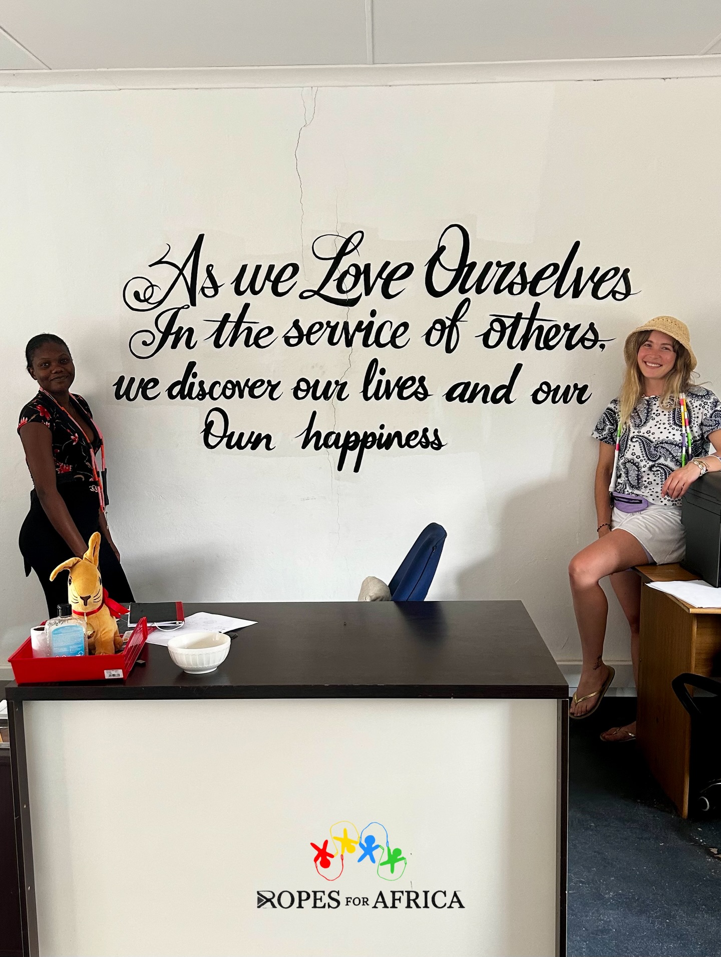 Jan - Jun ’25 🥰 Von Jugendarbeit bis ins Fernseher. Und einmal um die Welt 🌍
Every smile was worth the Mile.🥹🫶🏽
Ich bin so Dankbar für alles.
We jumped, we launched, we played, we worked hard and gave our best to make a change where we can 🌍
Thank you to all my friends, family and the incredible JRC for making this year such a special one 🥰
#jumprope #skipping #nadiletics #bethechange