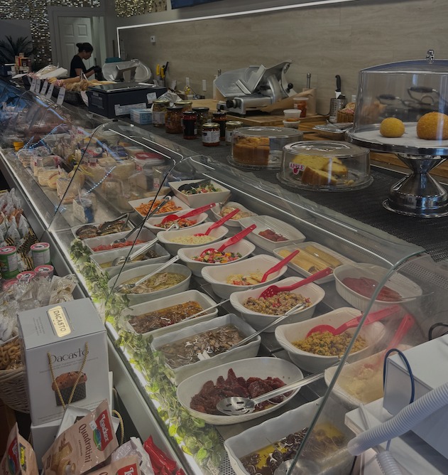 Step into Dacasto Gourmet and treat yourself to a true Italian culinary experience 🇮🇹✨ From hand-crafted pastas to premium olive oils and decadent desserts, discover an assortment of gourmet delights perfect for any celebration 🍝🫒🍰 Stock up on the finest Italian goodies and make your New Year gatherings in 2026 unforgettable with authentic flavours and quality you can taste 🎉🛒
#DacastoGourmet #ItalianCuisine #NewYear2026 #GourmetDelights #AuthenticFlavours