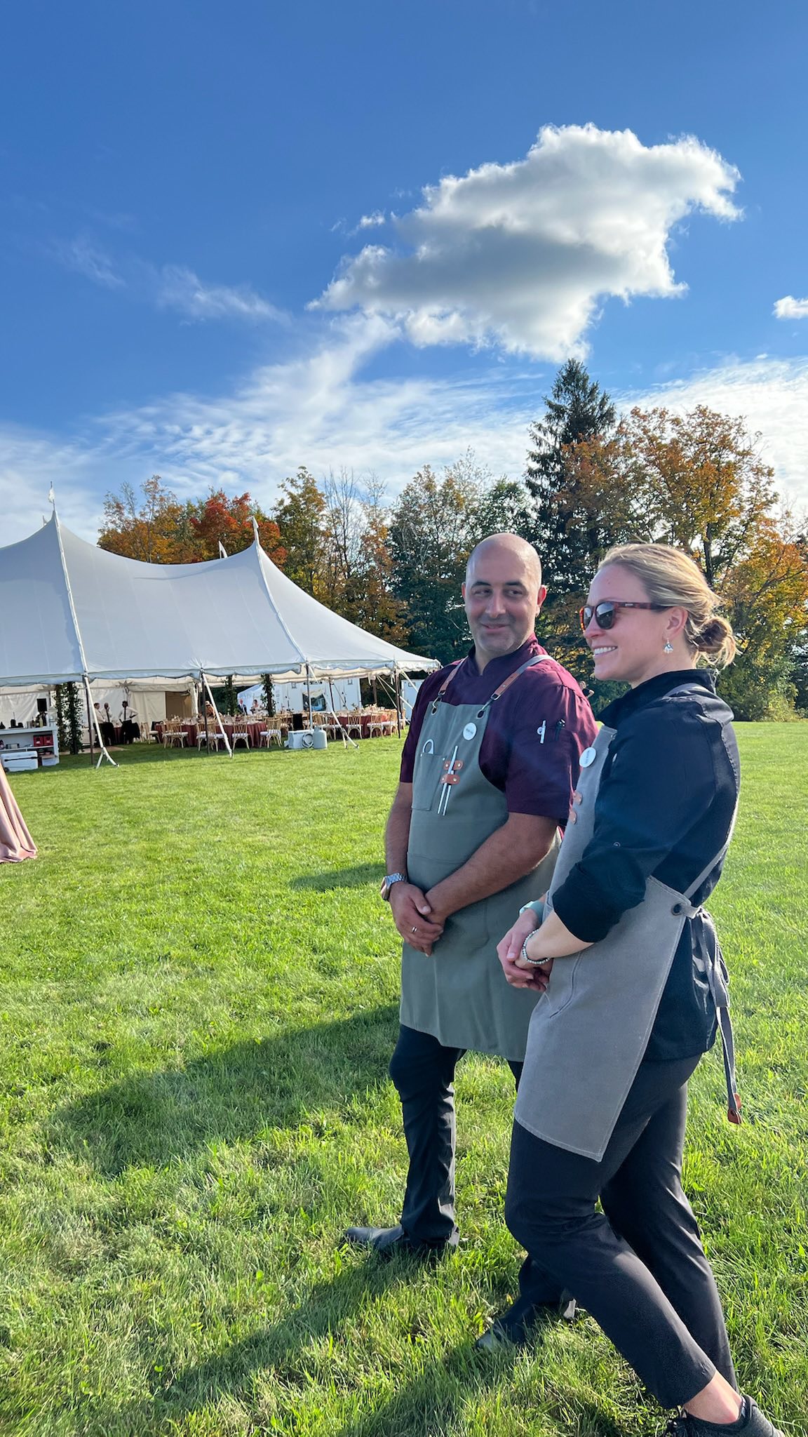 ✨Here we go! 2025!✨
This was the year of...
-Lots of rides in the Ape 🛻
-Greatly expanded boutique catering selections 🍽️
-The premier of our live charcuterie cart 🛞
-Our first mini pancake bar🥞
-Our first curated candy bar 🍭
-Our first multi-day catering event serving breakfast, lunch, and dinner 🗓️ 🗓️
-Our first public pop-up offering food and drinks 🥗
-Our biggest wedding yet! 🥂
-Color-matched cocktails 💄
-Fully-catering our first gala of over 100 people 💐
-So many collabs with our favorite local vendors ❤️
-Service after service with the most amazing staff members 💕
-Endless early mornings, afternoons, and evenings at the most beautiful homes and venues in the Berkshires 🍃
✨As we head into 2026, we look forward to another list like this…and more! Thank you to everyone who helps us make Higher Bar the best we can be, as a vital member of our staff, a vendor, a client hosting an event, or as a guest enjoying their first, second, or nth experience with us! We can't wait to see you all in 2026! Cheers! 🎉
...
Mobile bar. Mobile bartender. Traveling bar. In the Berkshires. Special event bar. Unique wedding. Handmade cocktails. Beautiful beverage service.