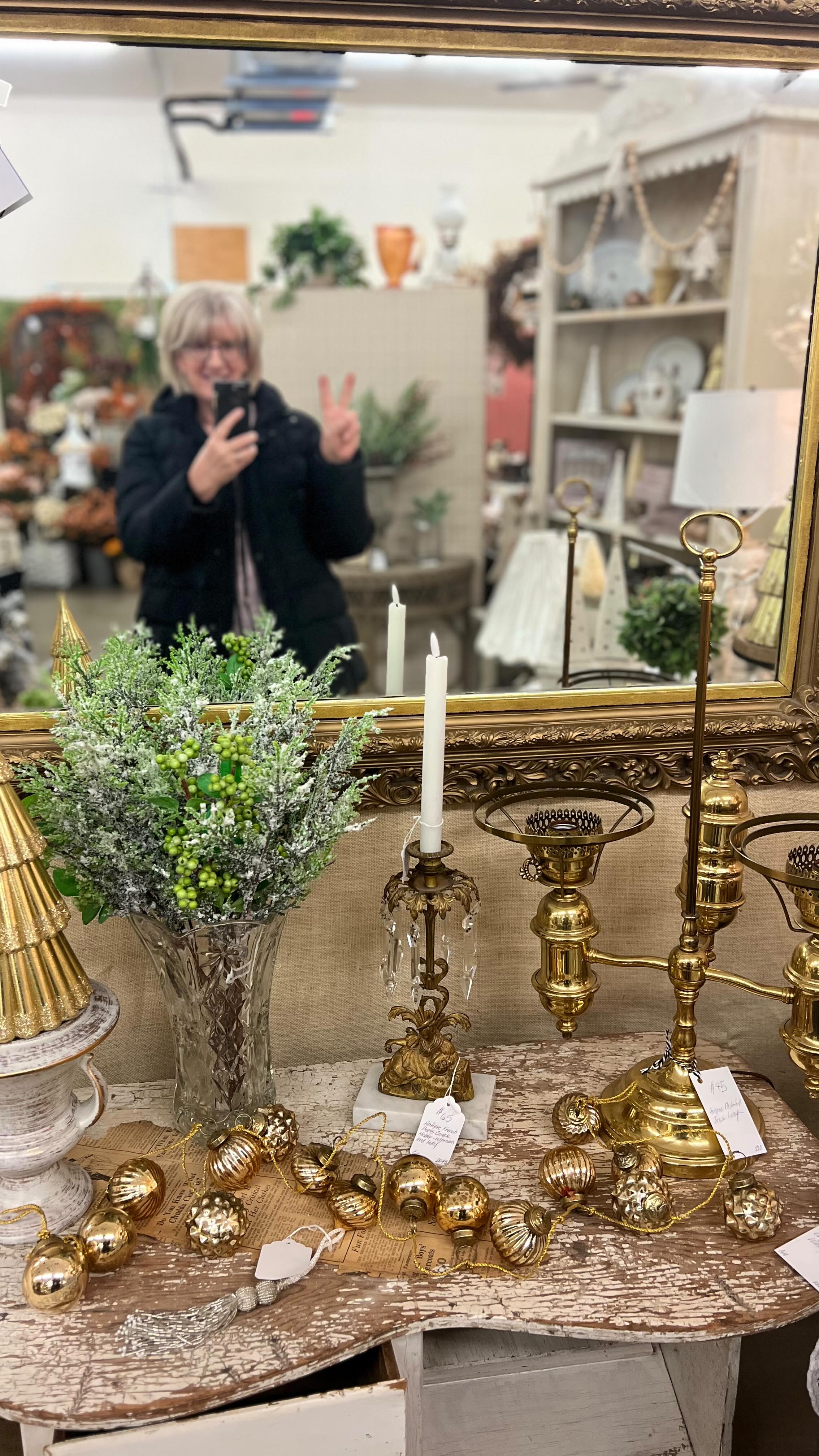 Thanks to everyone that helped make 2025 a wonderful and successful year! Your support, friendship, kindness, and love is everything to us! Here’s to peace, happiness and joy in the big and the little things in life! 🫶🏻🥂#vintage #antiques #vintageshop #vintagehomeandgarden #antiqueshop