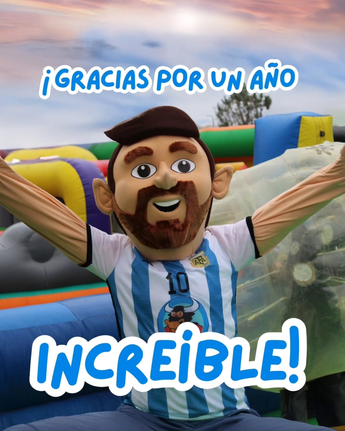 ✨ Se termina un año lleno de momentos increíbles.
Gracias a las familias, clubes, colonias, empresas y municipios.
Gracias a quienes nos escribieron, recomendaron y volvieron a elegirnos. Y gracias, especialmente, a nuestro equipo 💛
Arrancamos un nuevo año con la misma esencia de siempre:
crear experiencias que se disfruten de principio a fin.
🥂 ¡Feliz Año Nuevo!
El verano recién empieza ☀️
\#deliveryfun #alquilerdeinflables #inflables #inflablesacuaticos #eventos animacion organizaciondeeventos findeaño añonuevo
