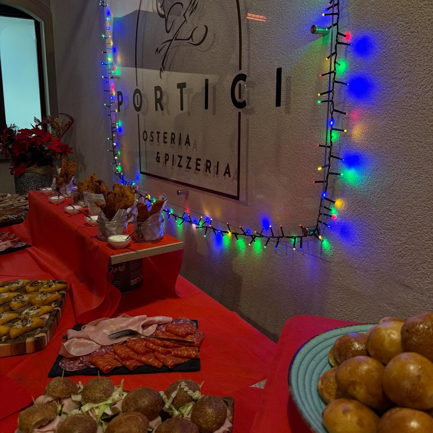 📍Vicolo Muggiasca 4, Bellinzona
📞 091 829 24 26
🌐porticibellinzona.ch
#bellinzona#bellinzonafood#ticinofood#osteriaportici