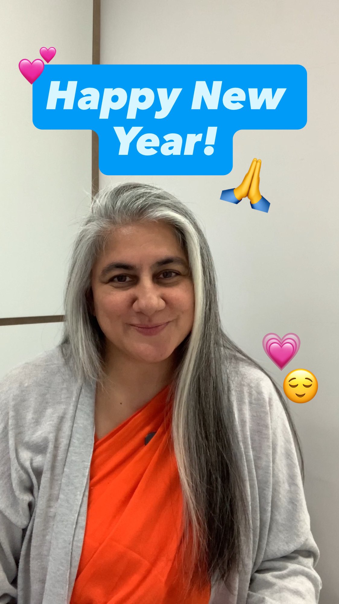 HAPPY NEW YEAR! If you havenโt yet, join the Chalisa challenge and start the year with love! ๐๐ Just pick your level and let us do the rest! Link in bio! Dm/msg us if you have any questions ๐ +852 67922844!
#love #wisdom #spirituality #happiness