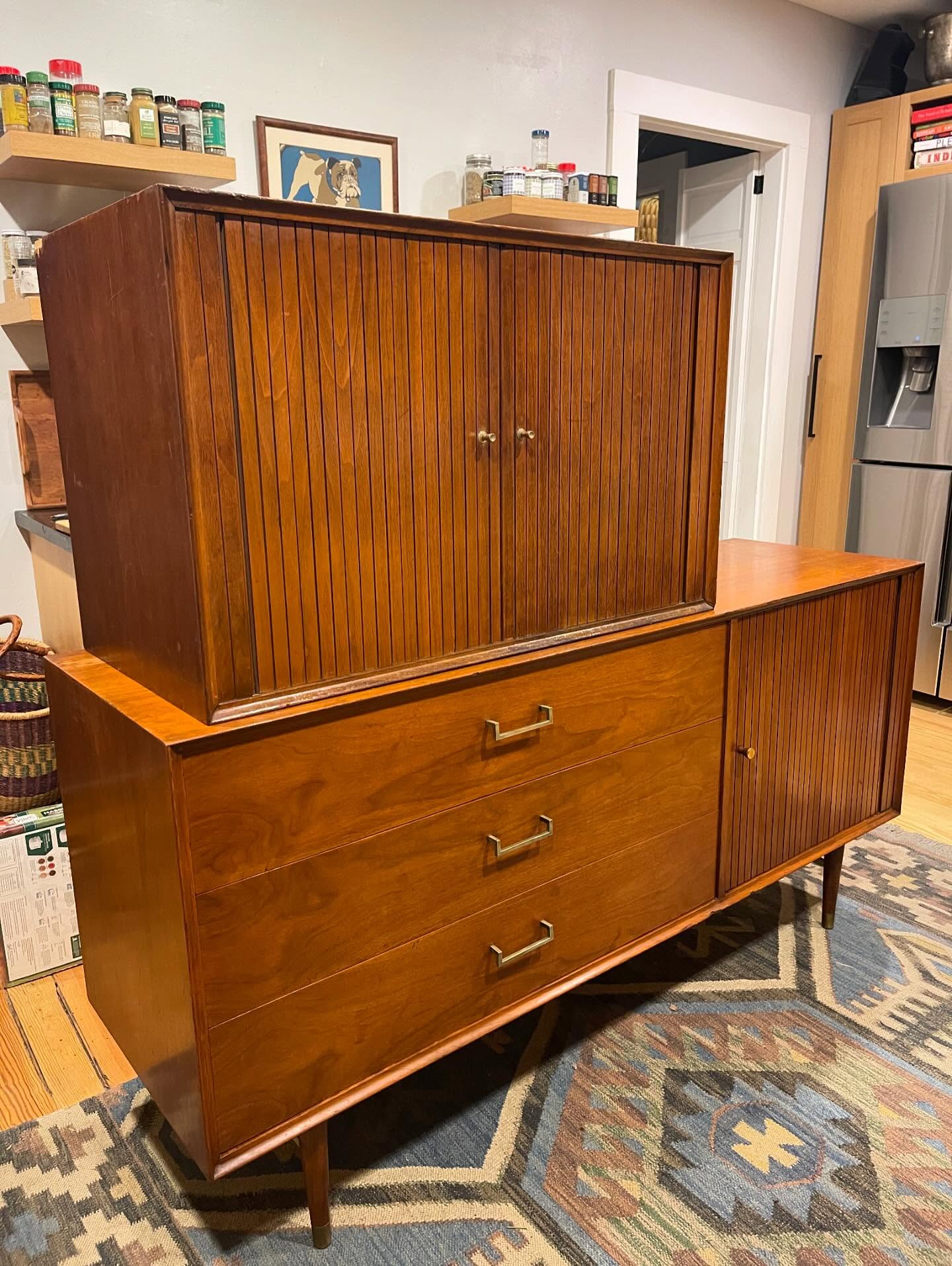 Available this weekend at @portland.open.house. Forgive the kitchen backdrop - I had surgery last week and this is as far as I could carry it with one overcompensating arm 💪🏽
On the bright side, I finally got that chip off my shoulder 😂