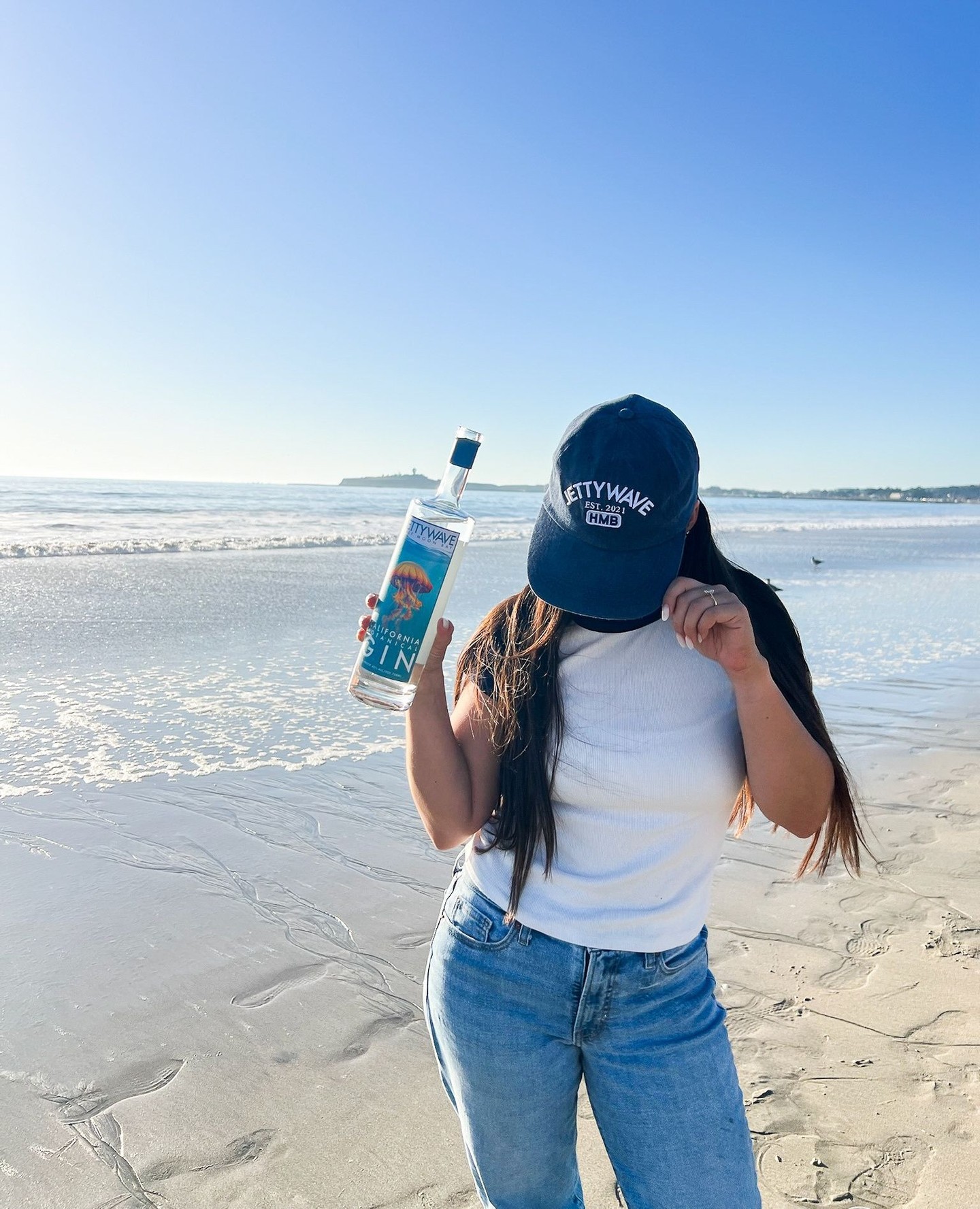 Happy Birthday Kim! 🎉✨
May 2026 bring you all the joy, success, and wonderfulness you so deeply deserve. We are beyond grateful to have you at Jettywave and truly appreciate everything you do, from the countless hats you wear, to the leadership you bring, and the way you always steer us in the right direction.
Jettywave wouldn’t be the same without you, cheers to you! 🥂🌊