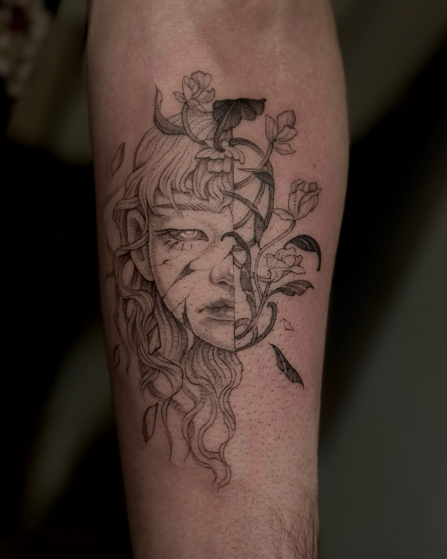 โข ๐๐๐๐ ๐๐ ๐๐๐๐๐๐ ๐๐๐๐๐๐ ๐๐๐๐ โข
I'm currently booking Jan (last slots left) & Feb in London @sanctuarink . I'd love to get to tattoo you in the new year!
Actually, here are some of them of sure and behind, some of the most wonderful clients I could've ever dreamed of. So much love and gratitude towards all my clients who came, who currently come and those who'd love to come and get tattooed by you. Connecting with you all is what makes my job so meaningful ๐ค
Which one is your favourite? Let me know in the comments!
#londontattooartist #darkfantasytattoo #illustrativetattoos #fairytattoo #dragontattoo