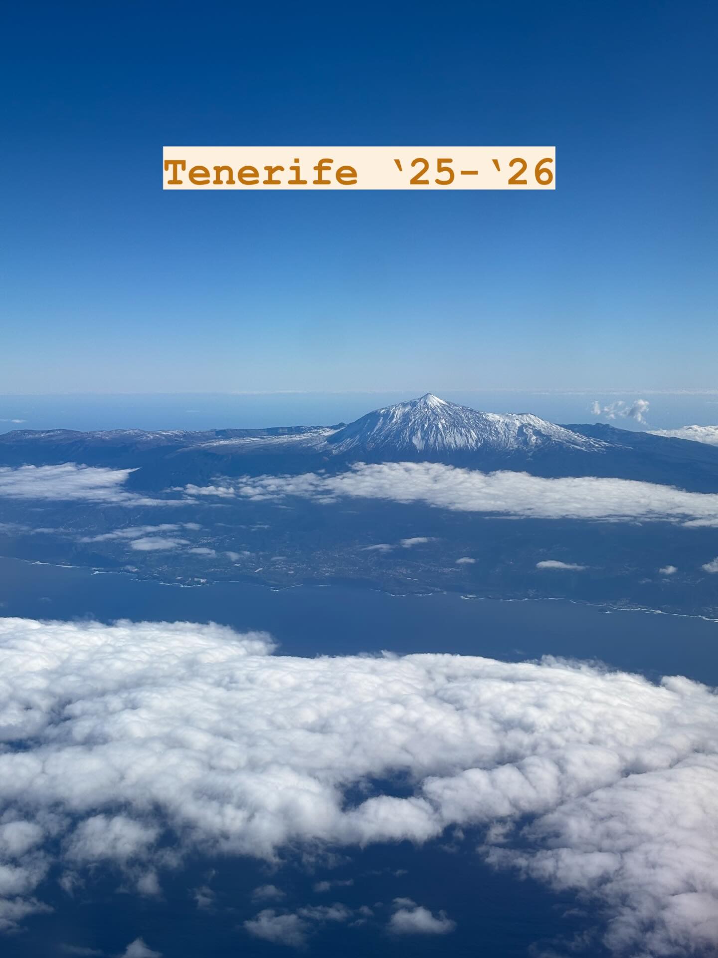 Geen recap van het hele jaar - daar heb je er al 100 van gezien 😆 Ik kan overigens niet beloven dat ie niet alsnog komt 🙈
Maar voor nu… is dit een recap van onze kerstvakantie 🎄
Heerlijk op Tenerife, super gezellig een aantal dagen met lieve @imkesingeling 💕
Er is koffie gedronken, taartjes en ijs gegeten, wandelingen gemaakt, speeltuintjes getest en vooral… ontspannen 🥰
Check ook vooral even hoe gezellig de locals hun straatjes hebben versierd voor de feestdagen 🎄
#kerstvakantie #tenerife #ontspannen