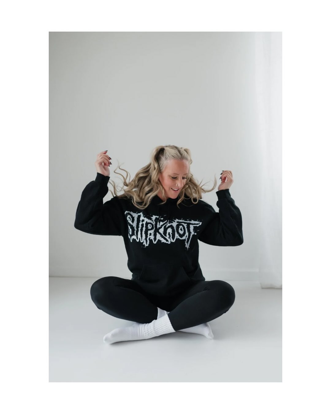 Heyyy!
It's been awhile since I've shown my own face here, so I thought I would reintroduce myself!
👋🏻 I'm Jen! I'm a Wedding & Lifestyle photographer based in Duluth, Minnesota but I am ALWAYS down to travel!
I'm a mom of two boys, an iced coffee lover, & a music + concert addict.
When I'm not behind the camera you can find me at home re-watching rom-com or Disney movies I've seen a million times already, in the Starbucks or Dunkin drive through, at Target or in the Twin Cities either rockin out at a metal show or attending a Twins or Wild game!
A FEW MORE RANDOM FACTS
• I've seen over 100 bands / artists live
( if you're curious about who I've seen.. just ask! I keep a running list )
• Air tags. I have them on everything.
• I'm a Sagittarius.🔥
• When I was a kid I wanted to work at Sea World.
• I try and get a tattoo every time I travel so I have a 'permanent souvenir'.
• I'm very polyJAMorous - I listen to basically every kind of music but, you'll most likely find me listening to rock, metal or EDM 🤘🏻
Huge thank you to all my couples, families & seniors who made 2025 beyond amazing! I cannot wait to see what 2026 brings!
📷 : @brandsbyjanine
HMU : @nicole_jean_upnorthbeauty