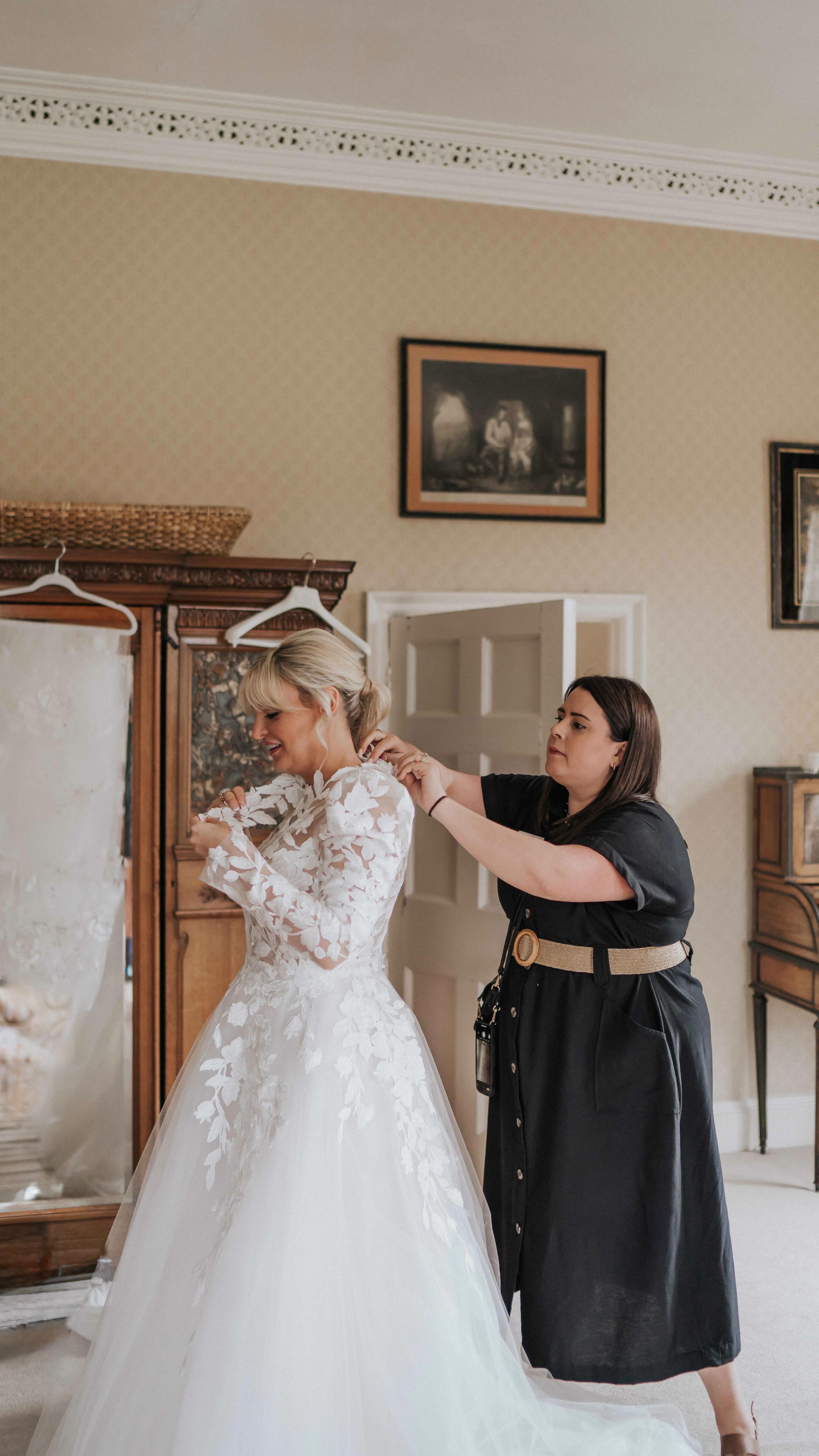 2026 Brides, this one’s for you!
If 2026 is your year to say “I do”, this is your moment to step into the run up to your big day with calm, confidence and expert support.
You’ve planned so much already, now imagine having someone in your corner in the final months, overseeing every detail so you can actually enjoy the countdown.
Starting 6-8 weeks before your wedding, my Wedding Day Coordination service is designed for couples who have handled their own planning but need a trusted professional to ensure everything runs flawlessly on the day. That means comprehensive timeline management, supplier liaison, venue walkthroughs and full coordination from start to finish, so you can be present, relaxed and celebrating with your loved ones without a single worry.
I still have last minute availability for 2026 and would love to support you in making your wedding day seamless. Book your complimentary consultation now for us to chat about making your dream day unforgettable!
I’m Victoria, I plan flawless and stress-free weddings that feel as good as they look in Yorkshire, Derbyshire, Cheshire and beyond. Follow me for more wedding planning tips and inspo!
Cover photo: @hollyroseweddings