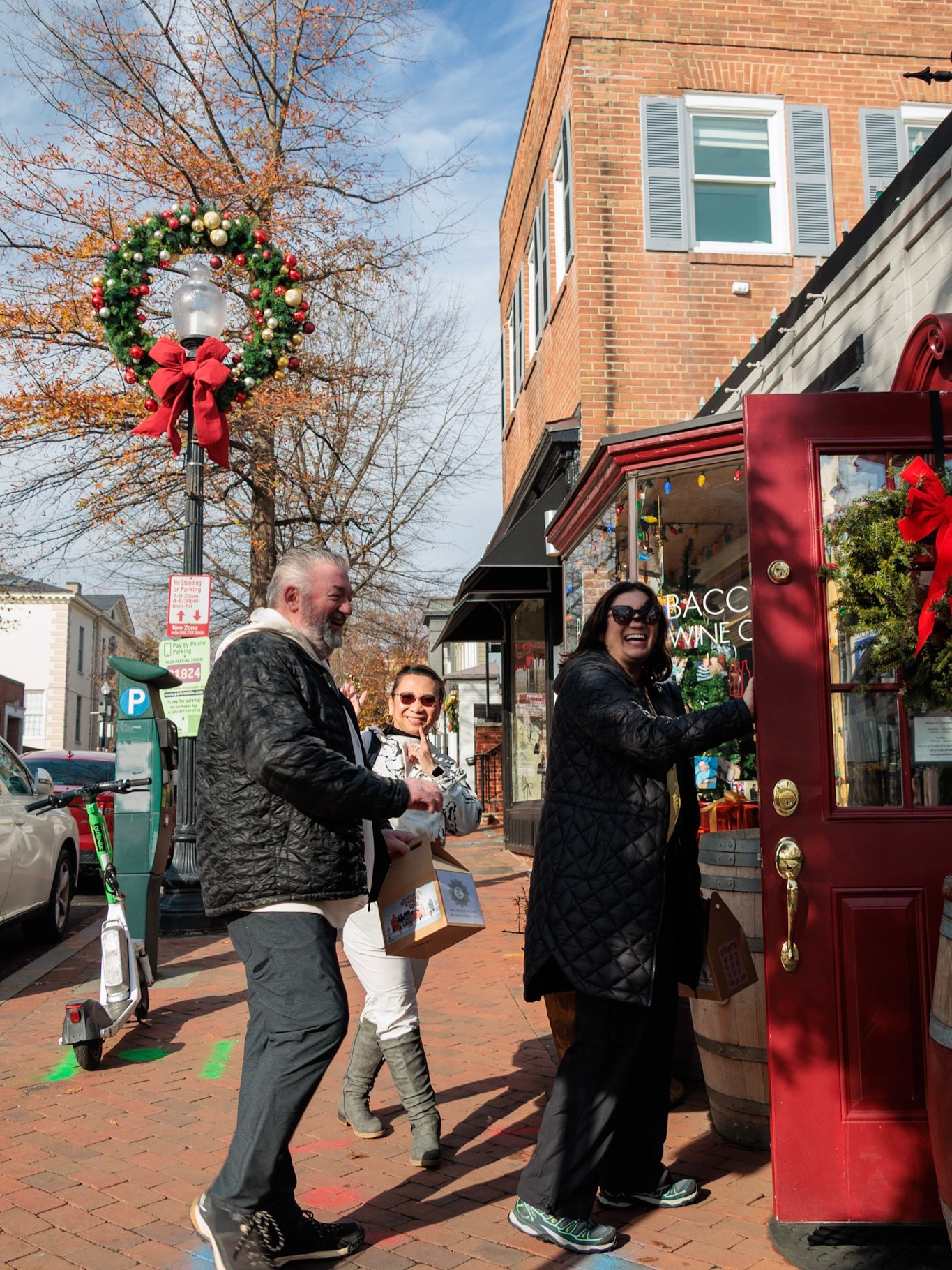 A few of our favorite moments supporting Georgetown in 2025. We hosted incredible events, supported small business owners, and invested directly in the economic vitality of Georgetown Main Street’s small business community. Through all of these moments, we strengthened the foundation of our neighborhood. Here’s a look back.
Our Annual Events
🧡 Art All Night
🧡 Fall Market
🧡 Two weekends of the Georgetown Cookie Tour
🧡 Book Hill Tree Lighting
🧡 Art Walk
🧡 Flower Tour
Small Business Community Building
🧡 Monthly Coffee & Community
🧡 Business Leaders Roundtable with Next Game Plan
🧡 First annual Holiday Head Start with BID & CAG
🧡 Launched the Georgetown Business Slack
Economic Vitality
🧡 Georgetown Bucks pilot launched
🧡 Stick Around Georgetown supporting 10 businesses
🧡 $45K in Small Business Grants awarded
🧡 Summer Restaurant Workshop Series
🧡 Welcomed 16 new small and local businesses to the corridor
Community Partnerships
🧡 Historic Georgetown series with Jamie Peva
🧡 Continued partnership with the Georgetown BID
🧡 Georgetown promotion with The Scout Guide of Washington DC
🧡 Chicken Pot Pie-Athon with 1310 Kitchen & Bar
🧡 Monthly book sales with Carpe Librum
🧡 Received the Martin-Davidson Award for Significant Contributions to the Business Community from CAG
Nonprofit Wins
🧡 Received 2025 accreditation by Main Street America
🧡 Thrived with a 15-member Board of Directors
🧡 Grew the @GeorgetownMainSt community by 5,000 followers
🧡 Welcomed Georgetown University representation back to the Board
Thank you to the small businesses, partners, volunteers, board members, and neighbors who made this year possible. We’re proud of what we built together.