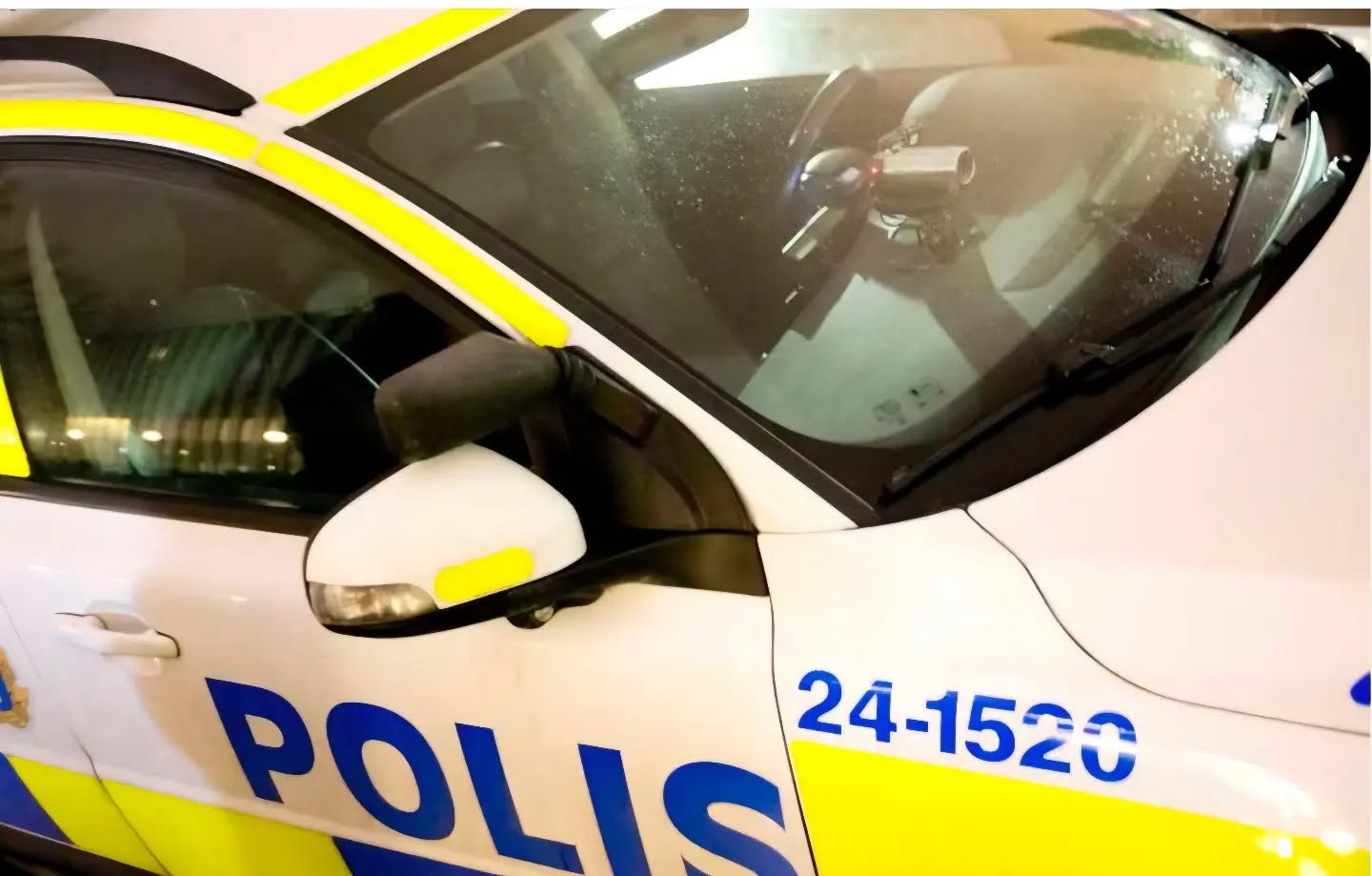 Hej alla medlemmar
Under årets inventering av bla fria vikter har vi uppmärksammat att flera har försvunnit. Tyvärr är antalet så pass stort att de inte bara har förkommit, utan stulits från gymmet.
Vi vill påminna alla att gymmet är kameraövervakat och ALLA stölder polisanmäls. Om ni medlemmar ser eller hör något, tveka inte att kontakta någon i styrelsen och meddela vad ni sett eller hört.
Det ligger i allas intresse att få rätsida på stölderna så styrelsen inte behöver vidta ytterligare åtgärder.
Vänliga hälsningar styrelsen