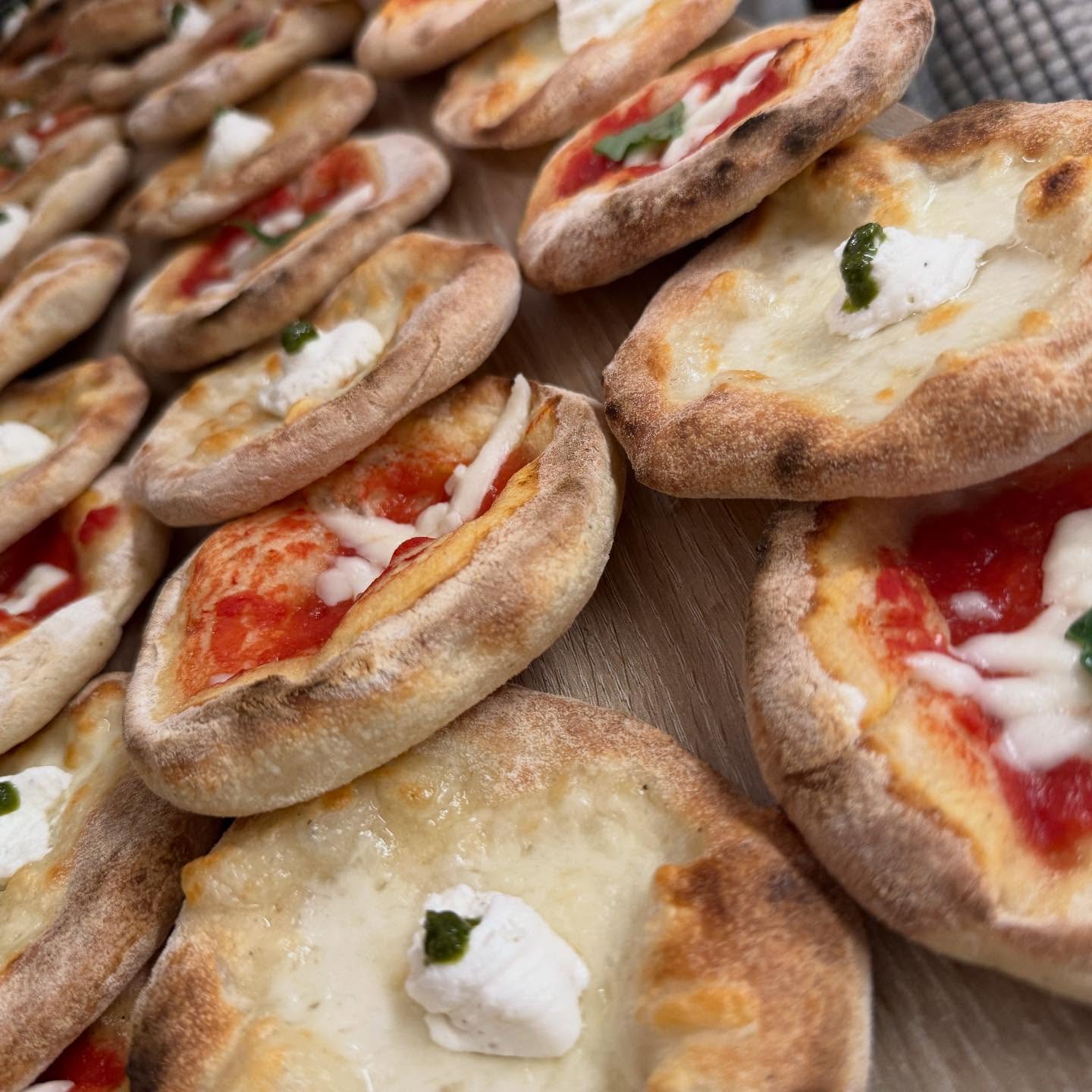 📍Vicolo Muggiasca 4, Bellinzona
📞 091 829 24 26
🌐porticibellinzona.ch
#bellinzona#bellinzonafoodguide#osteriaportici