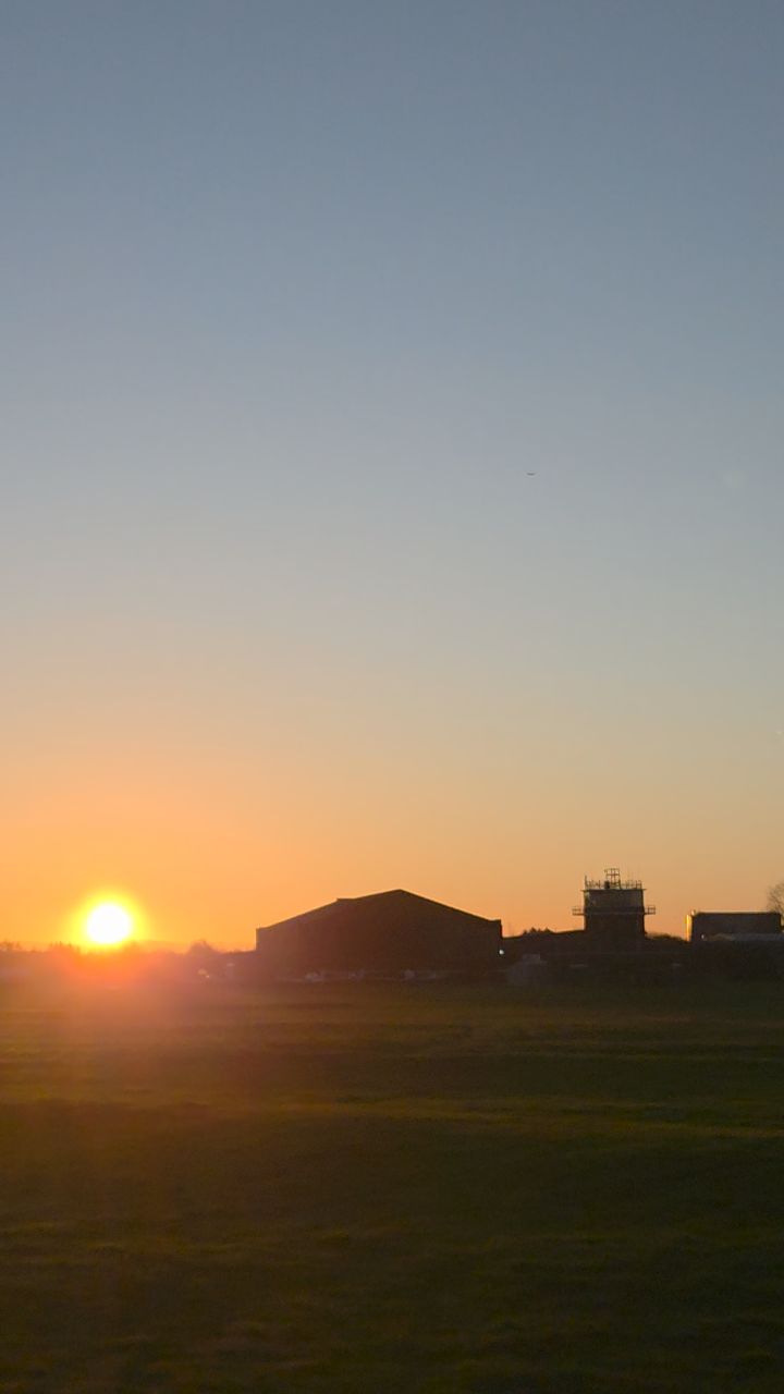 2026.... let's gooooooo! 🥳
#bartonaerodrome #generalaviationlovers #manchester #generalaviation #grassrunways