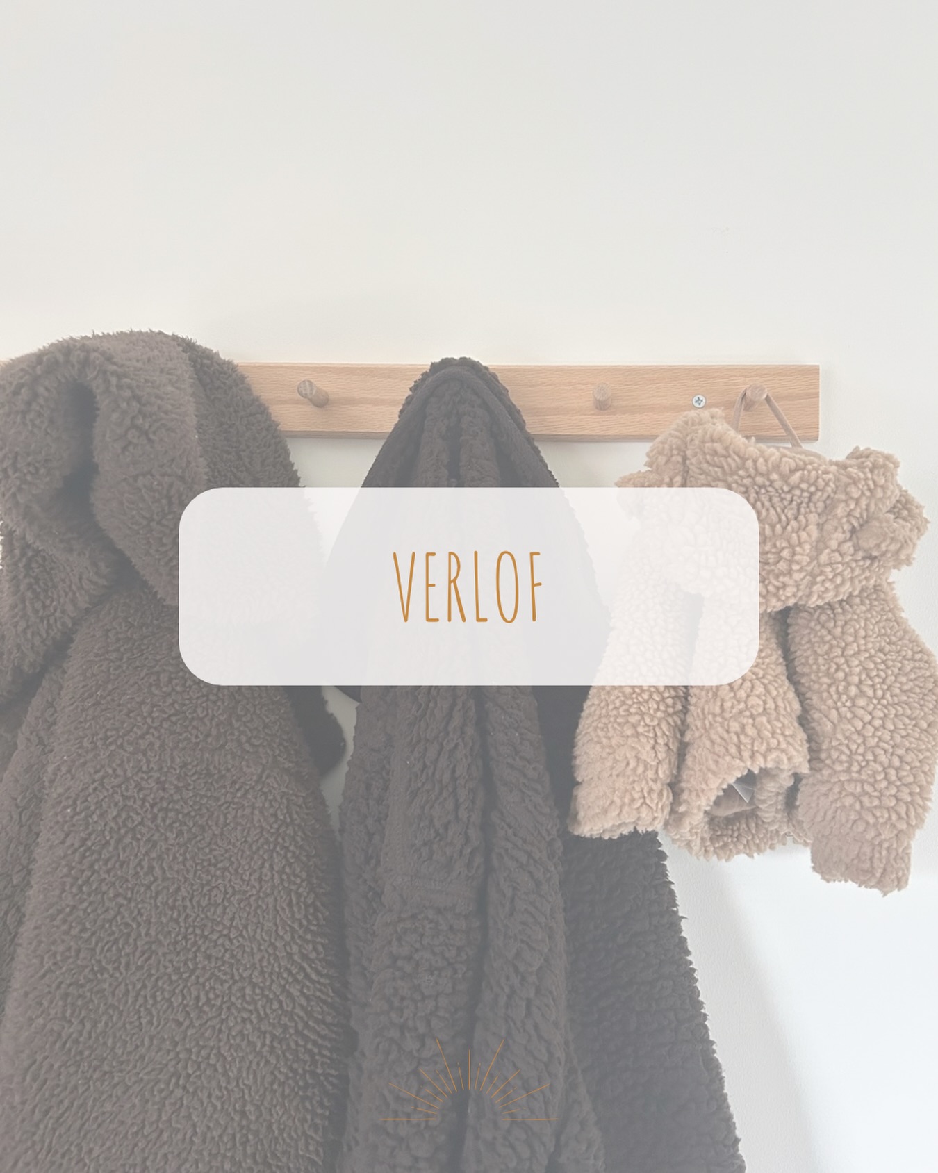 ZWANGERSCHAPSVERLOF 🤰🏻
Tot en met 1 februari begeleid ik je graag en met heel veel liefde verder op jullie pad van verbinding. Vanaf 2 februari sluit ik heel even mijn deur… om de deur naar het moederschap wagenwijd te openen. 🩷💛
Nieuwe afspraken worden vanaf 1 juli terug ingepland. Jullie mogen via Instagram of WhatsApp contact opnemen, ik reageer zo snel als mogelijk.
Dankjewel voor het begrip en de warmte!✨