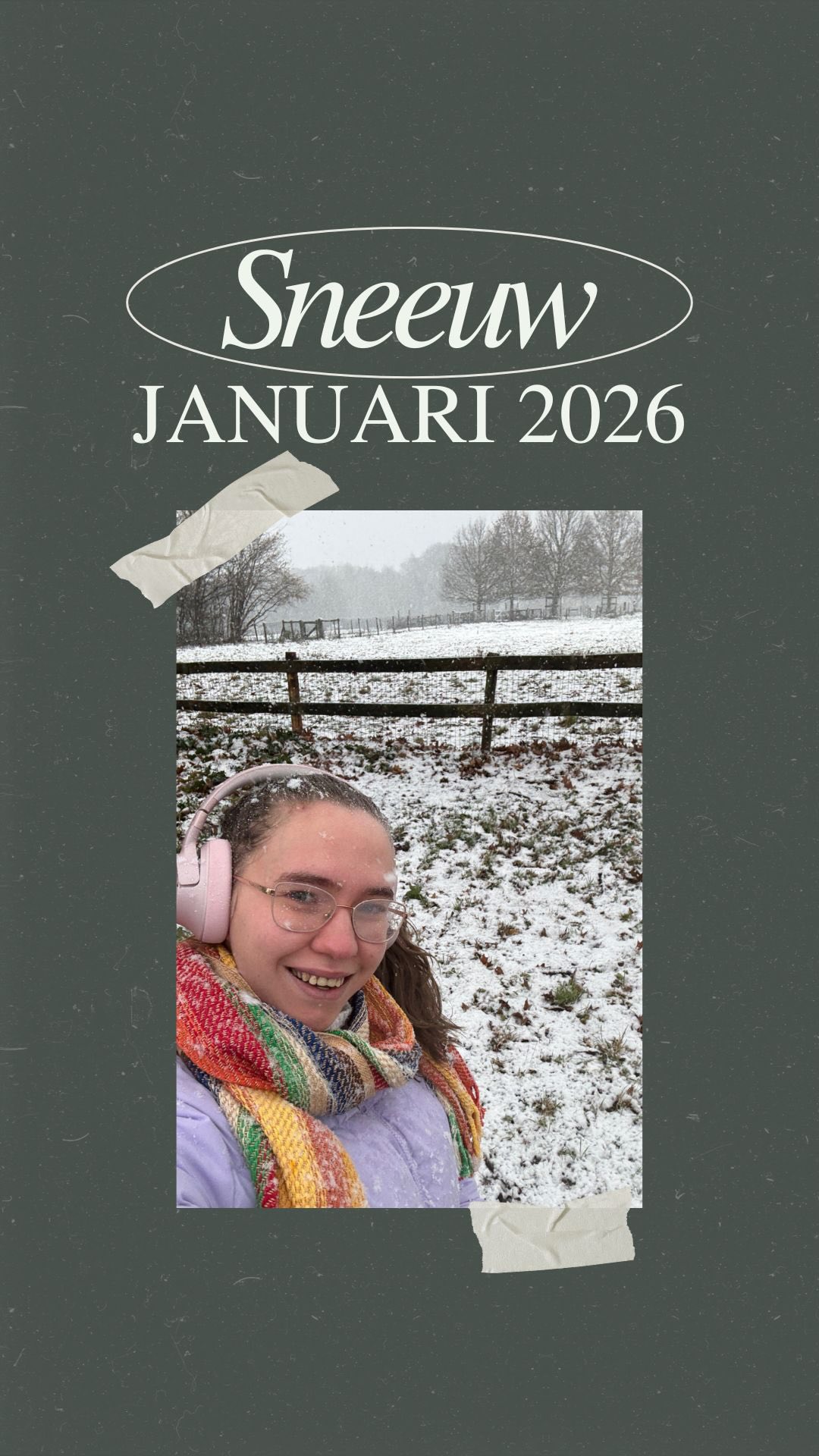 3/1/26 het sneeuwt! Ja dat is het hele bericht. Ik moest en zou mezelf vanochtend naar buiten slepen om de sneeuw wat beter te zien, vanuit mijn raam zie je niet zoveel namelijk. En dat is gelukt.
Met rolstoel de sneeuw in is en blijft niet zo handig (in de paar minuten dat ik buiten was heb ik twee keer bijna vast gestaan), maar het blijft wel zo mooi. Ik geniet hier zo van🥰