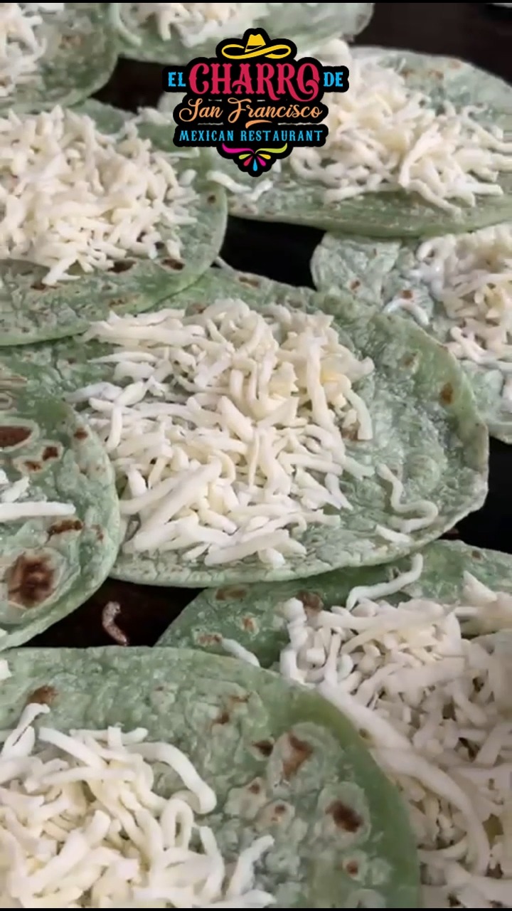 🌟🇲🇽 Start your weekend with the best Mexican dishes 🌮🌟
Enjoy authentic flavors that will make you come back for more, only at El Charro de San Francisco.
Come and celebrate the weekend with all the flavors of Mexico! 🌶️🔥
#starttheweekendright #BestMexicanFood #ElCharroDeSanFrancisco #AuthenticFlavors #FoodieReel #TasteOfMexico #WeekendVibes #DeliciousEats #SavorTheFlavor