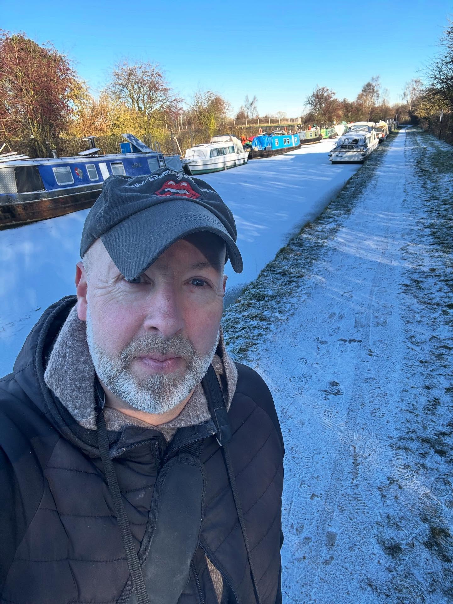 Down by a frozen canal this morning #canal #icymorning