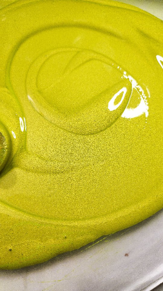 Les derniers petits noms de l'avent
La fin d'un cycle alors qu'on glisse déjà notre premier orteil en 2026
19 Décembre : pousse de mousse
20 Décembre : abricot rôti
21 Décembre : fleur de sucre
22 Décembre : coulis de pépins
23 Décembre : miel de fées
24 Décembre : Nuage
25 Décembre : pétale de lune
On va avoir un moment pas facile à passer dans les prochaines semaines parce qu'il va falloir choisir les couleurs qu'on veut voir dans la sélection 2026 du pigmentarium parmis les aquarelles de l'avent
Et elle ne pourront pas toute y figurer 😱