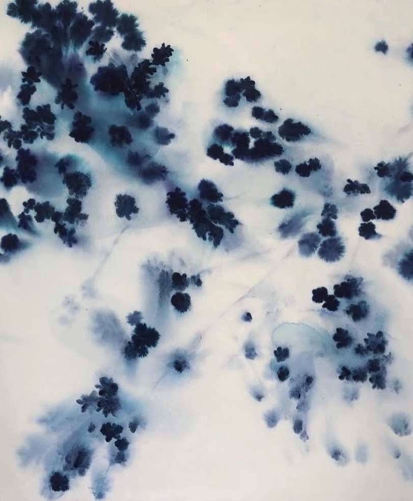 I am entering the new year with excitement and joy. But for me, more and more with every year, january doesn‘t start in full energy mode — nature is still asleep, growth hasn‘t started yet, nothing is back to productivity. Earth is still resting and light is only just beginning to return. I am deeply feeling that at the moment. How about you?
So I‘m trying to take it slowly and hold space for calm, softness and ease while, of course, working again and doing the business.
2025 was a busy year for me, filled with wonderful projects, small adventures and new collaborations (stay tuned :)) and I‘m beyond grateful for everything — and first of all very happy that you are here. Here‘s to a heartfelt and healthy 2026.
I feel blessed for this little wonderful community and every message, liked post and every order at KEHONI means the world to me. THANK YOU 🤍 nadia
〰️
Artwork is from the lovely @lourdessanchez711
.
.
.
#newyear #gratitude #kehoni #takeyourtime