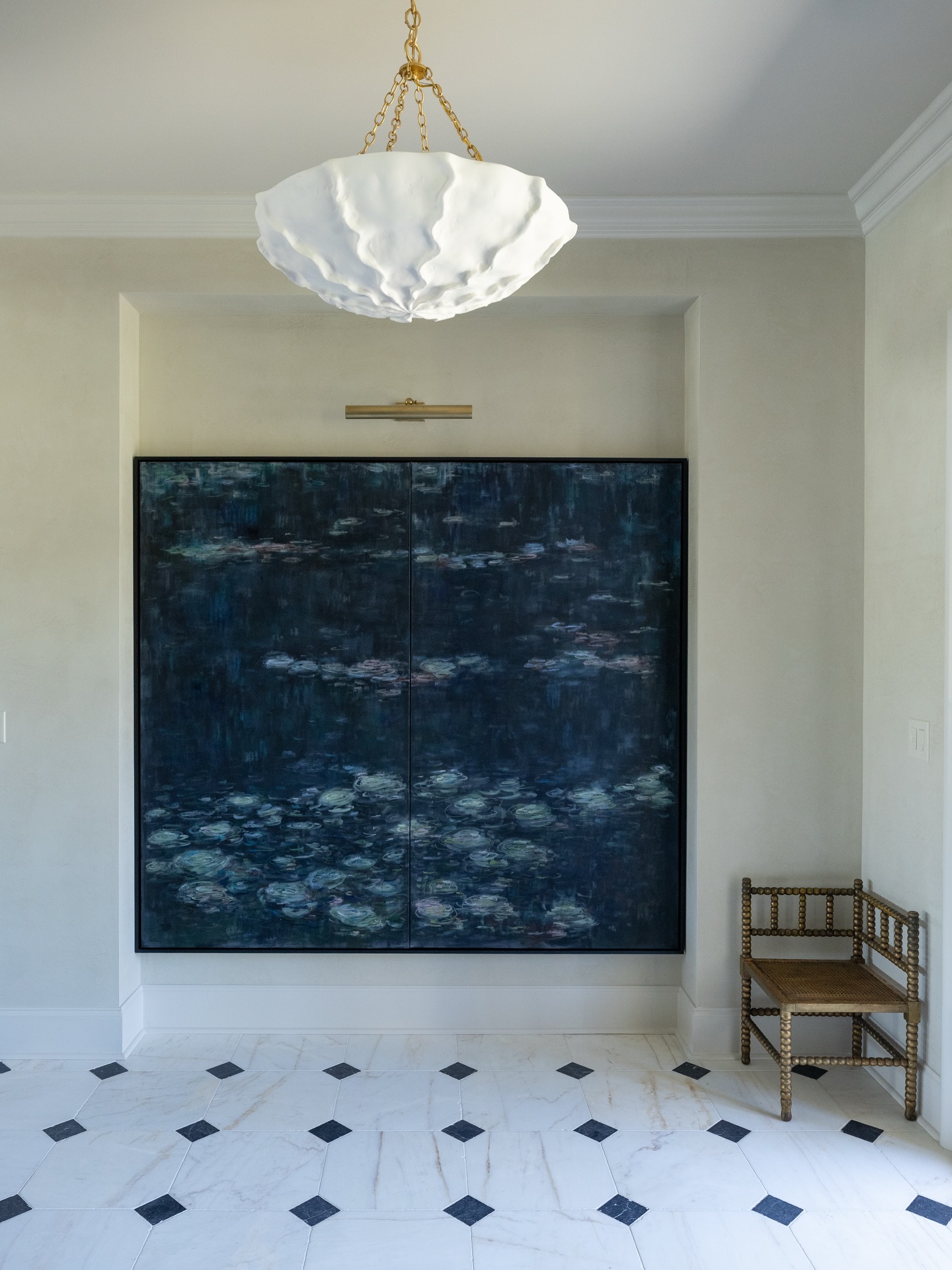 We always envisioned the entry as a gallery moment〰️soft, restrained architecture paired with a piece that grounds the space and draws you forward. When we collaborated with @csd__studio on this commission, it was designed intentionally to live here; to fit the niche as though it had always belonged.
The scale, the movement, and the depth of color create a sense of calm and curiosity all at once. Chelsea’s work sets the tone for the home beyond: layered, thoughtful, and quietly impactful. A moment where art and architecture speak the same language〰️a perfect fit, in every sense.
This original piece {80 x 72} is available.
Please DM with interest.
Builder: @southernserenityhomes
Photography: @jennifer.saltsman.photography