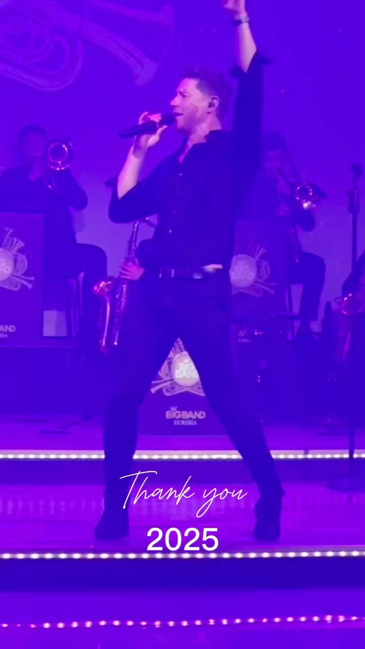 Happy New Year!
Big love to everyone that has booked me especially @representedtalent for some incredible contracts home and abroad ❤️❤️❤️